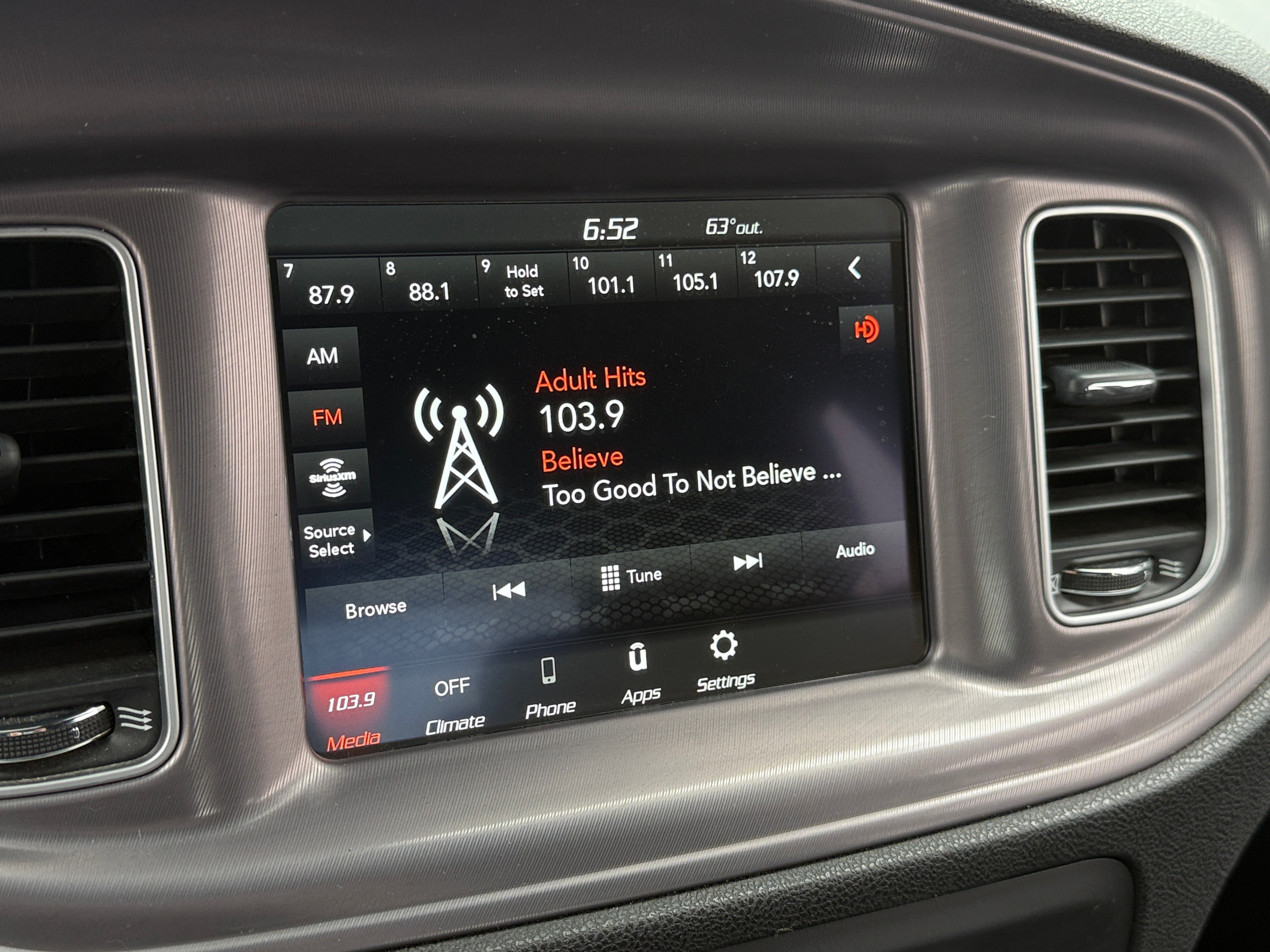 2023 Dodge Charger SXT 4