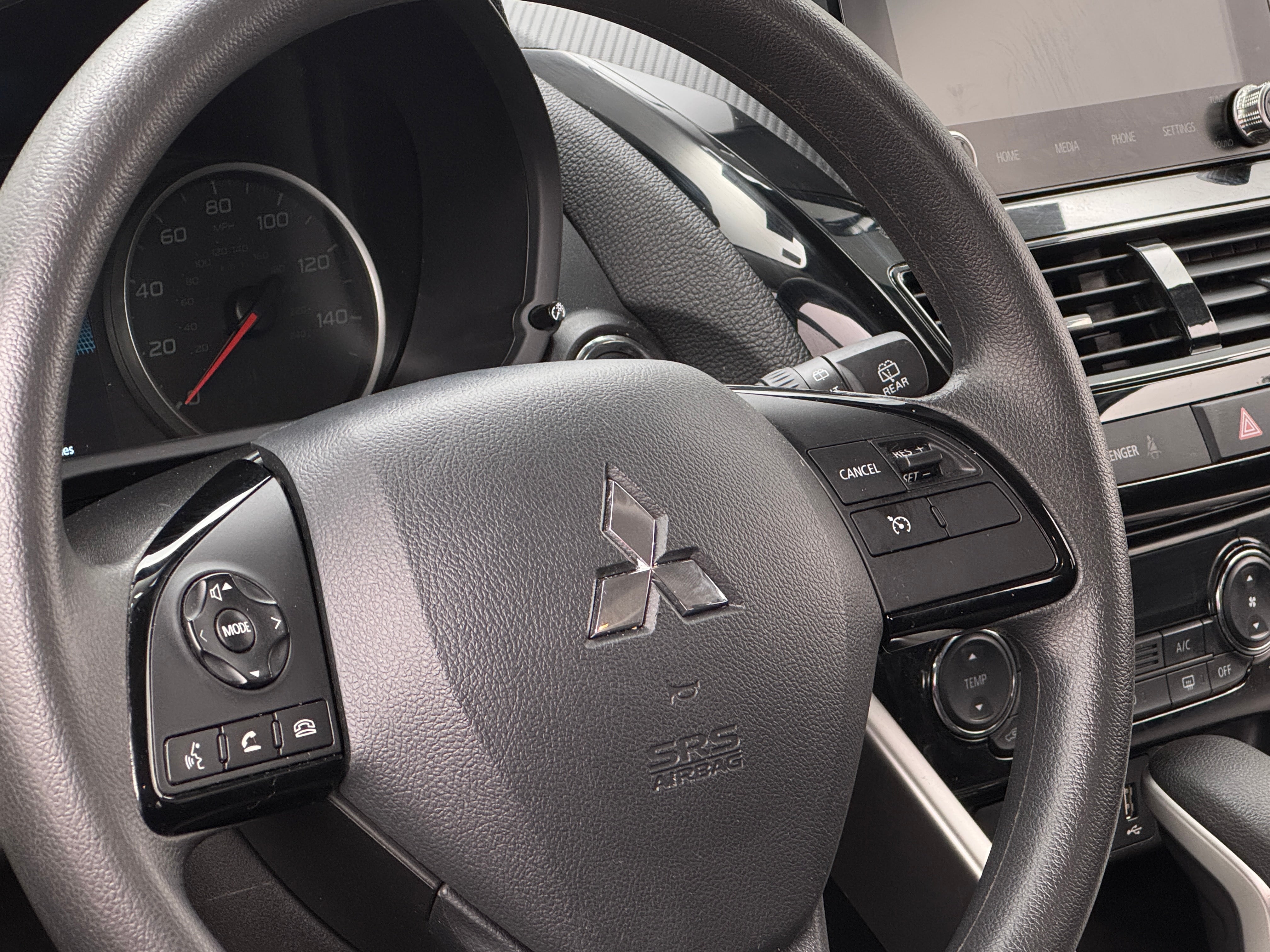 2024 Mitsubishi Eclipse Cross LE 5