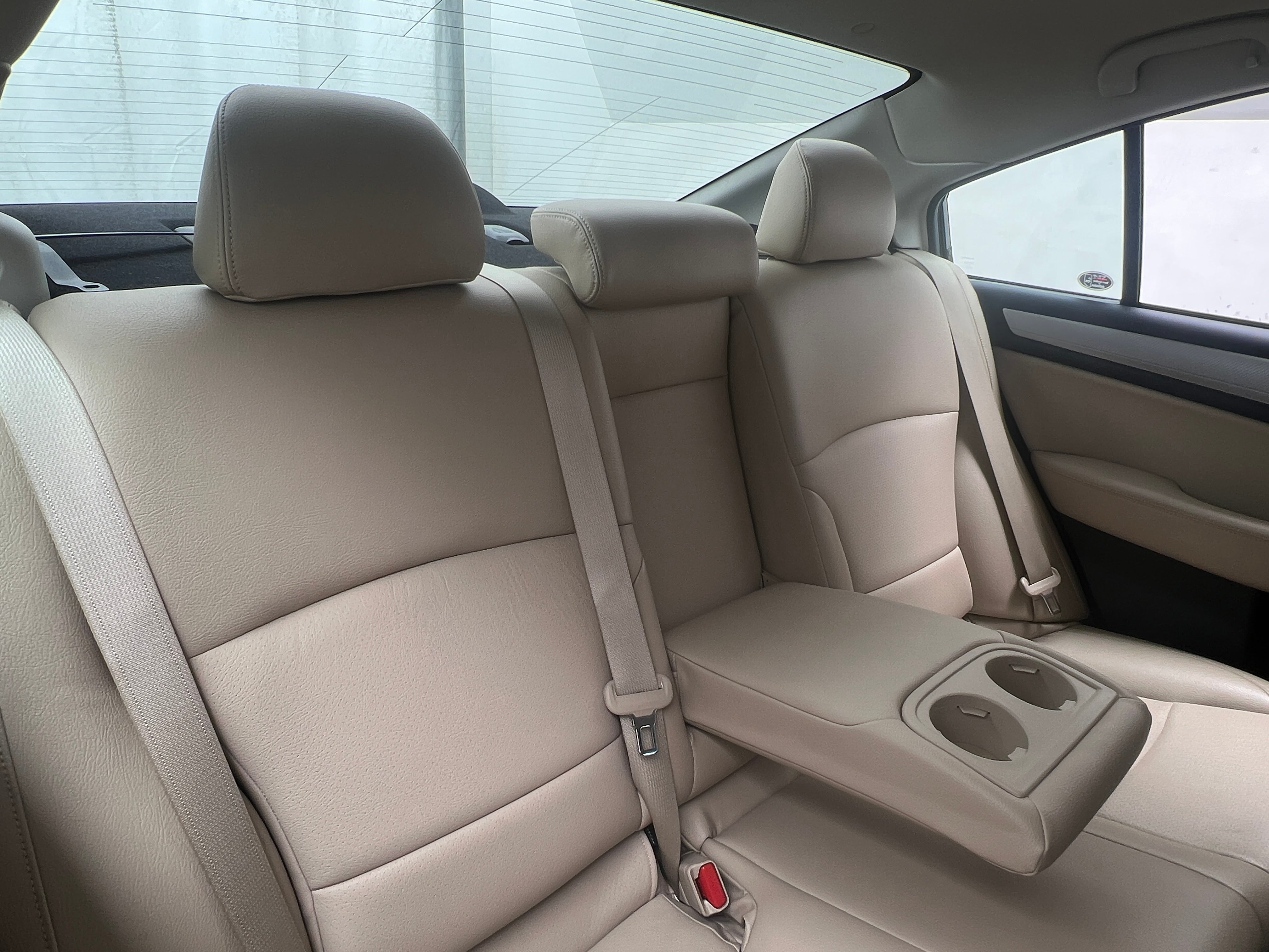 2018 Subaru Legacy Premium 6