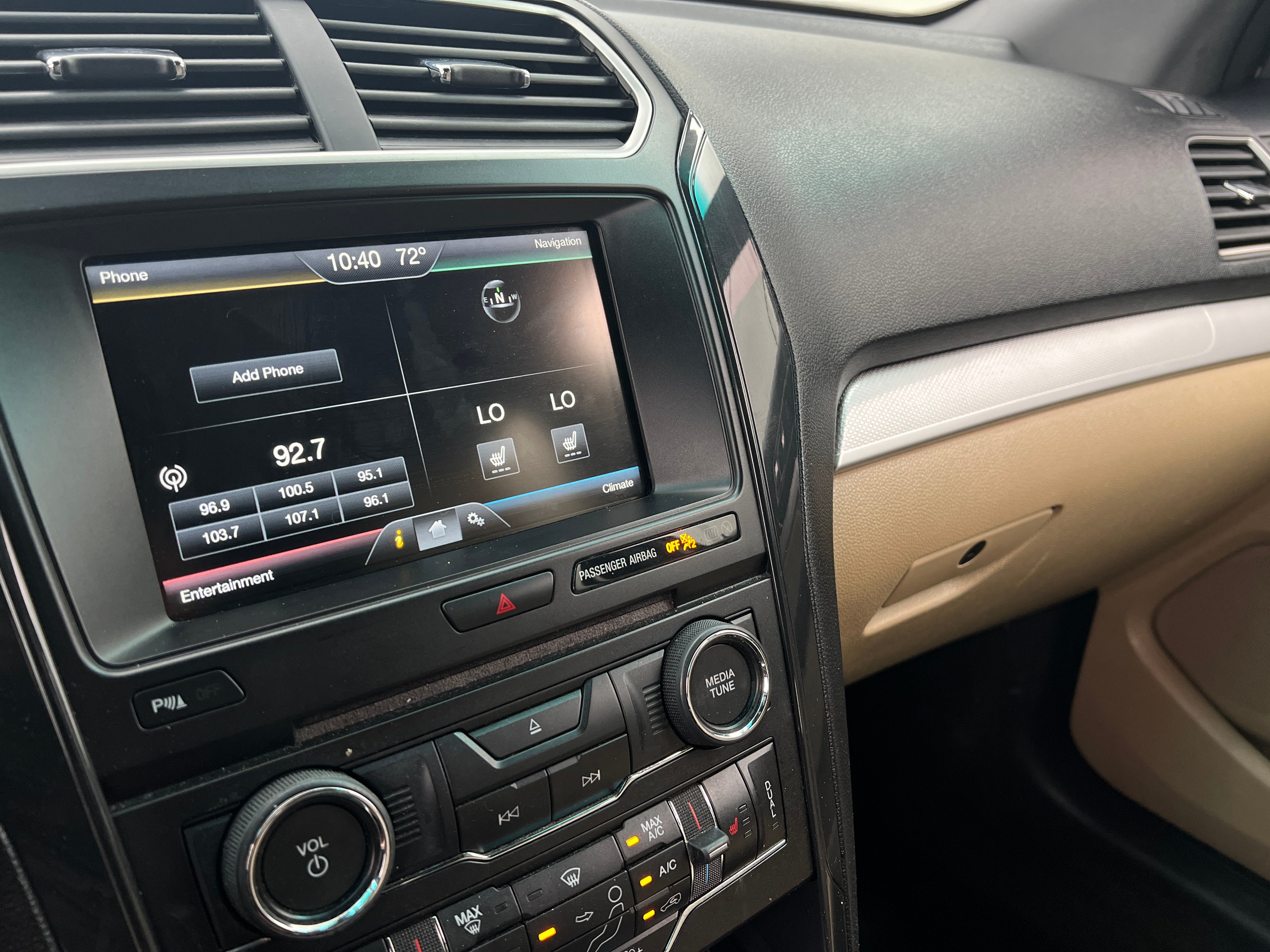 2016 Ford Explorer XLT 3