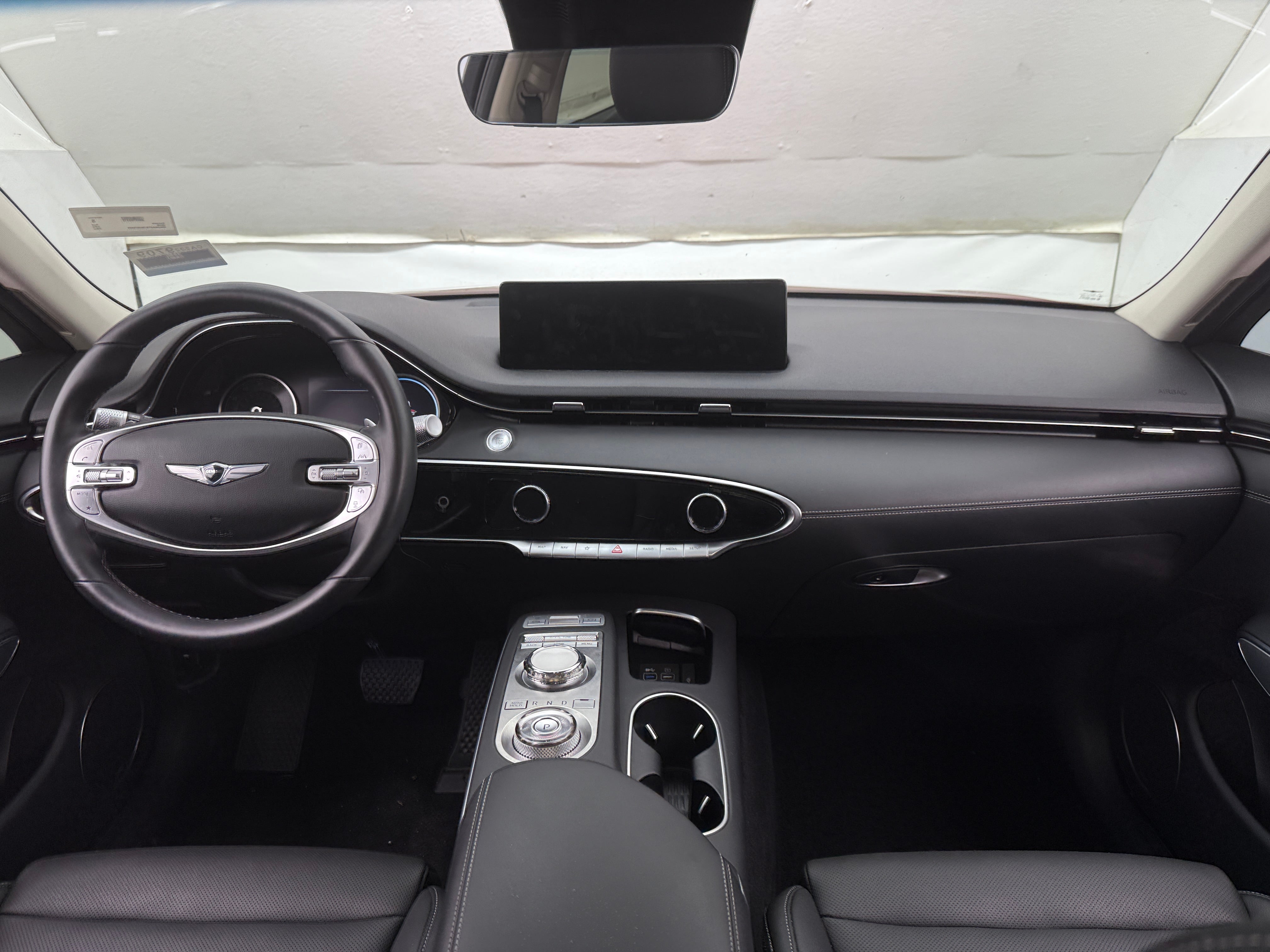 Thumbnail: 2022 Genesis GV70 - 2