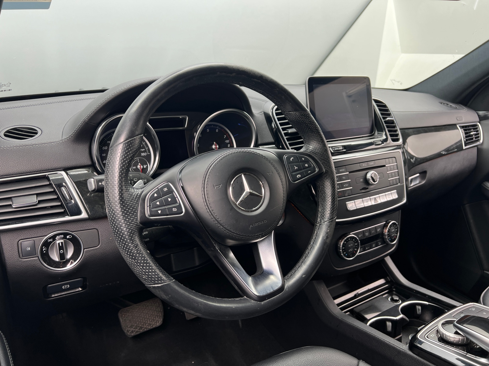 Thumbnail: 2018 Mercedes-Benz GLS - 4