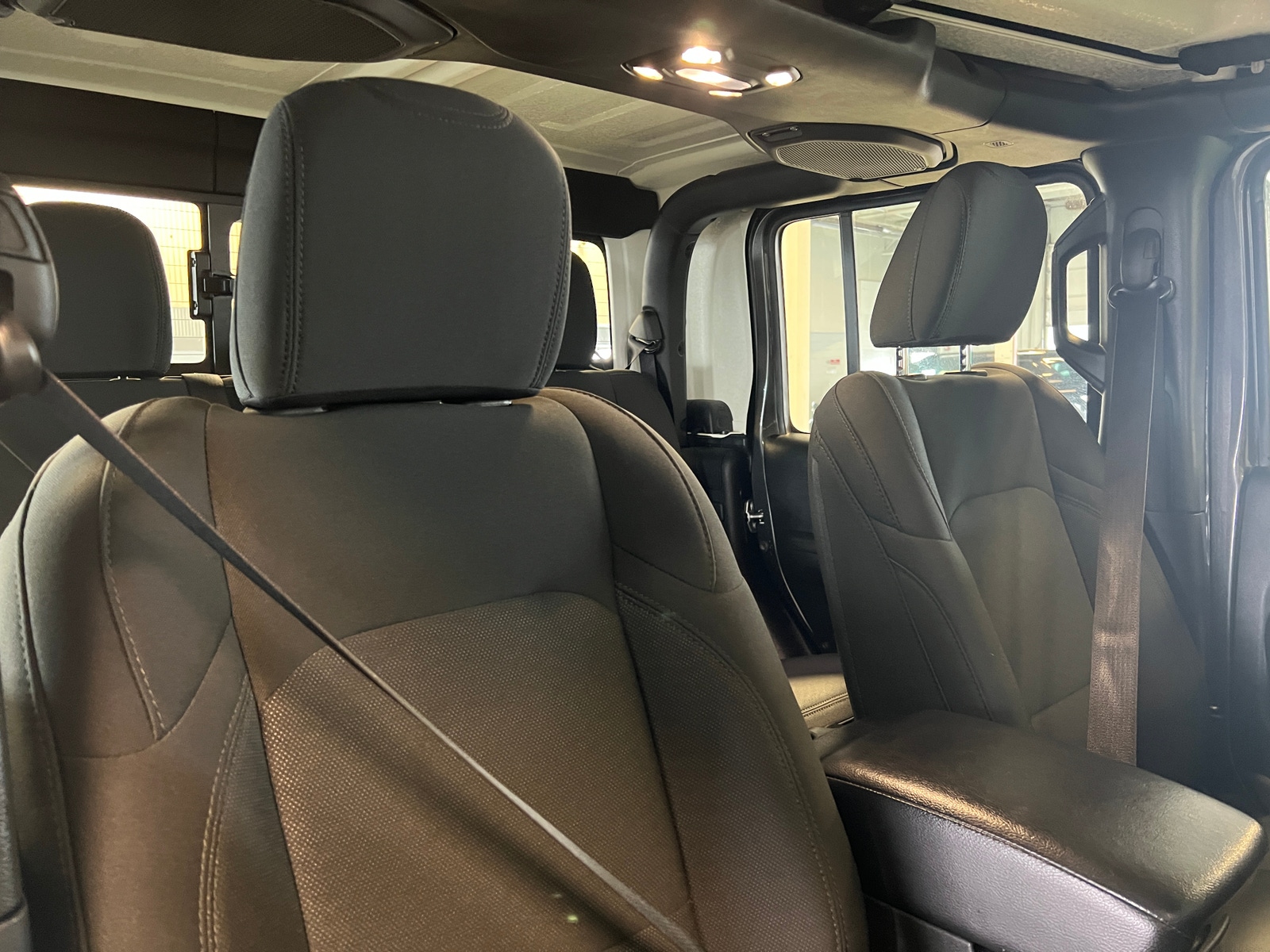 Thumbnail: 2021 Jeep Gladiator - 2