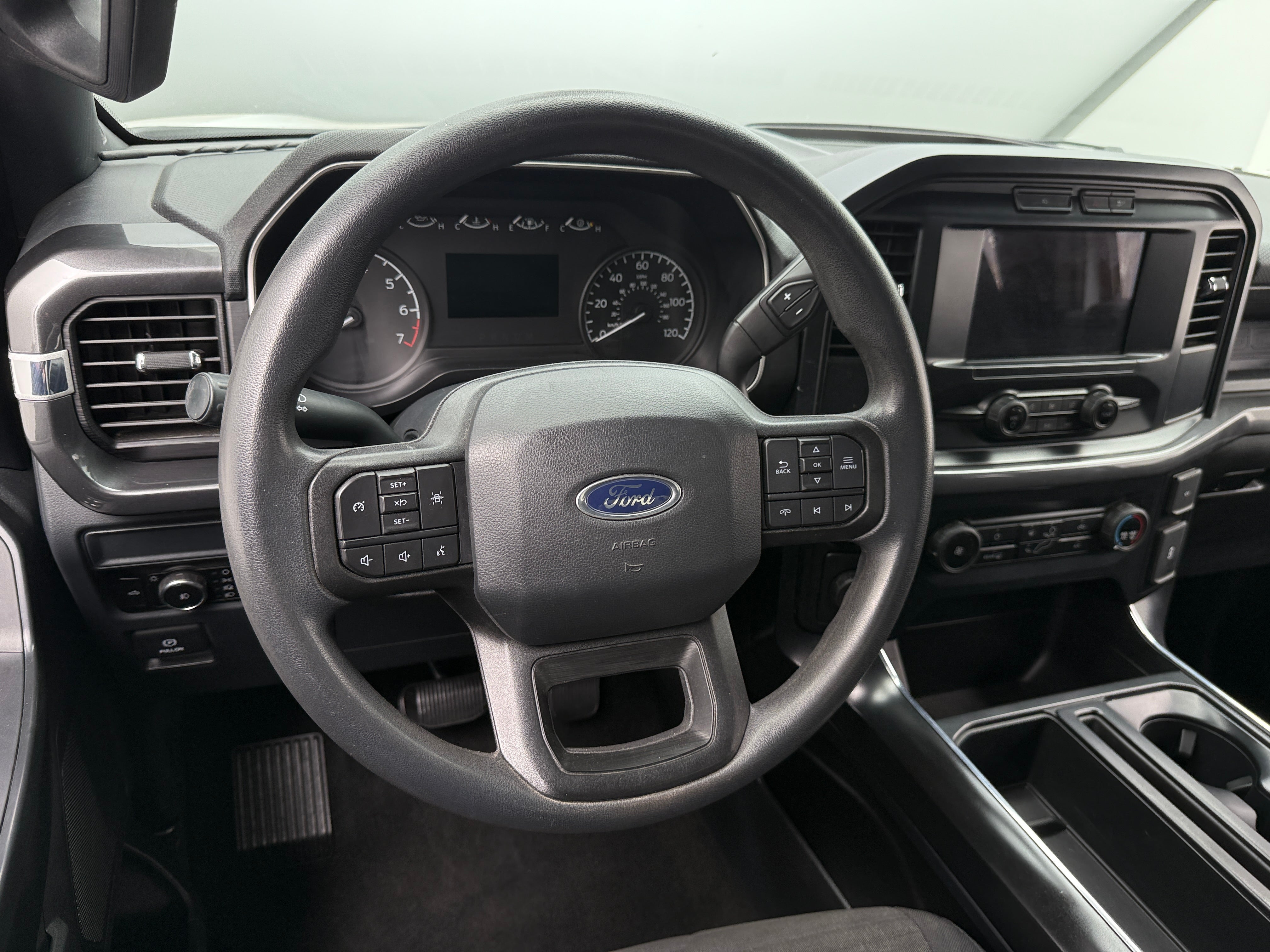 2023 Ford Econoline E-150 5