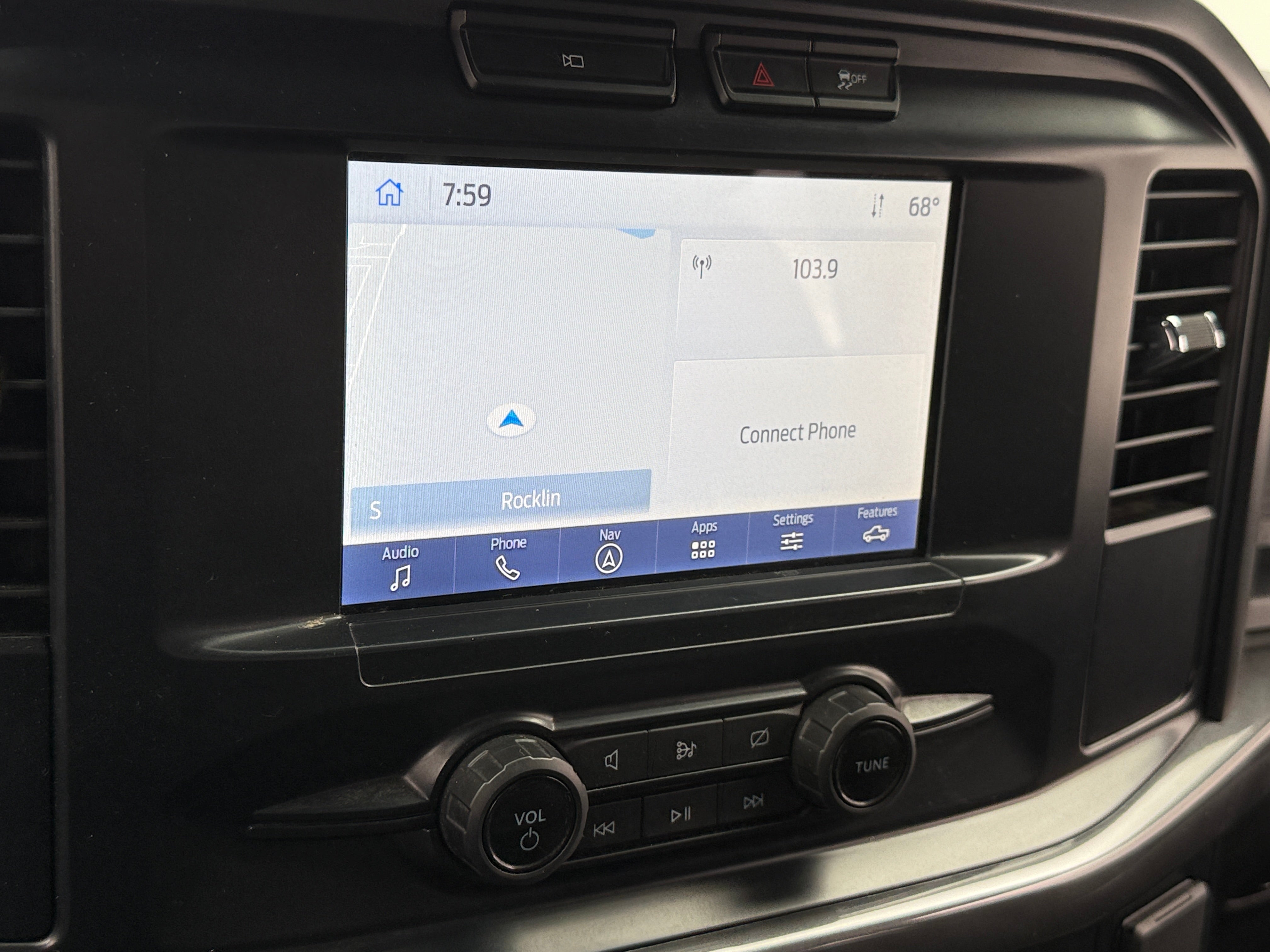 2023 Ford Econoline E-150 4