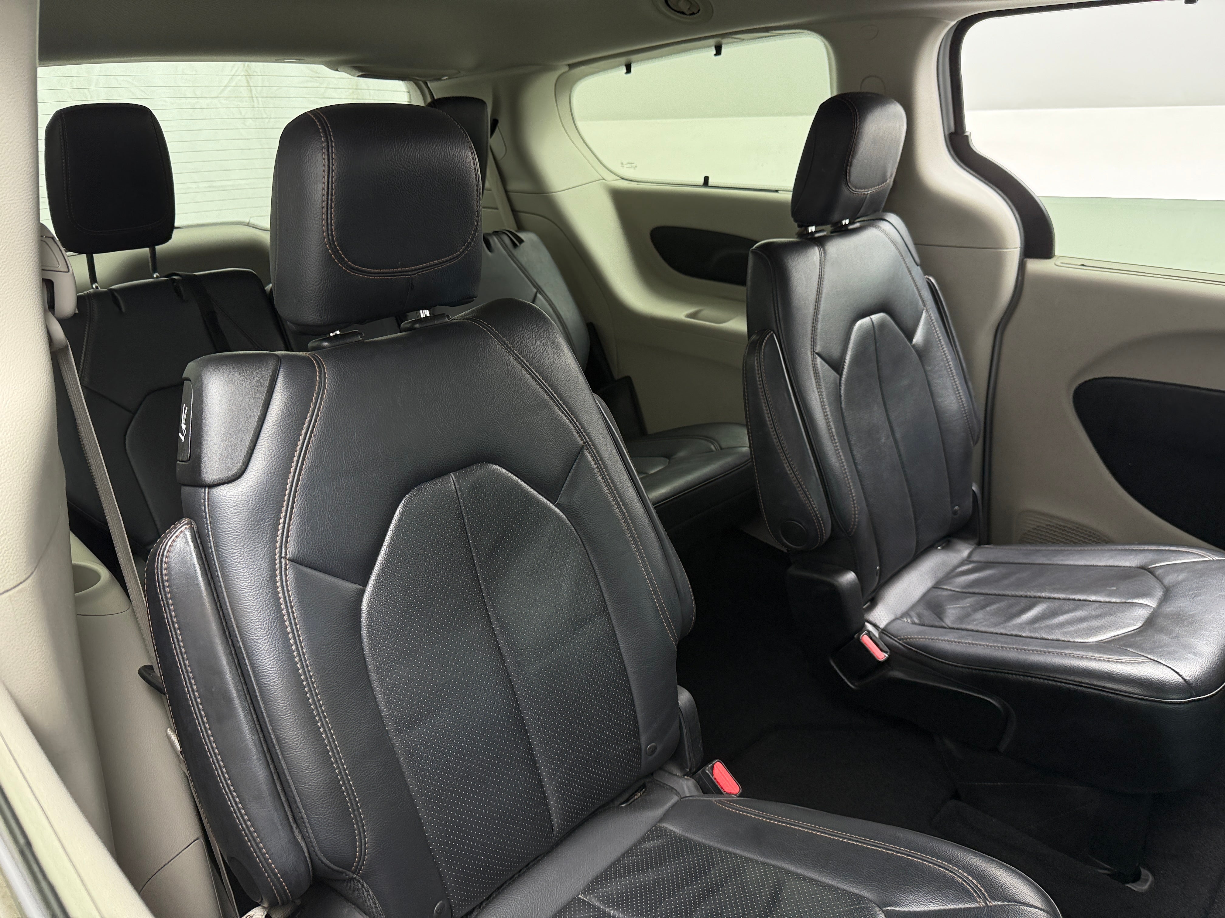 2018 Chrysler Pacifica Touring L 5