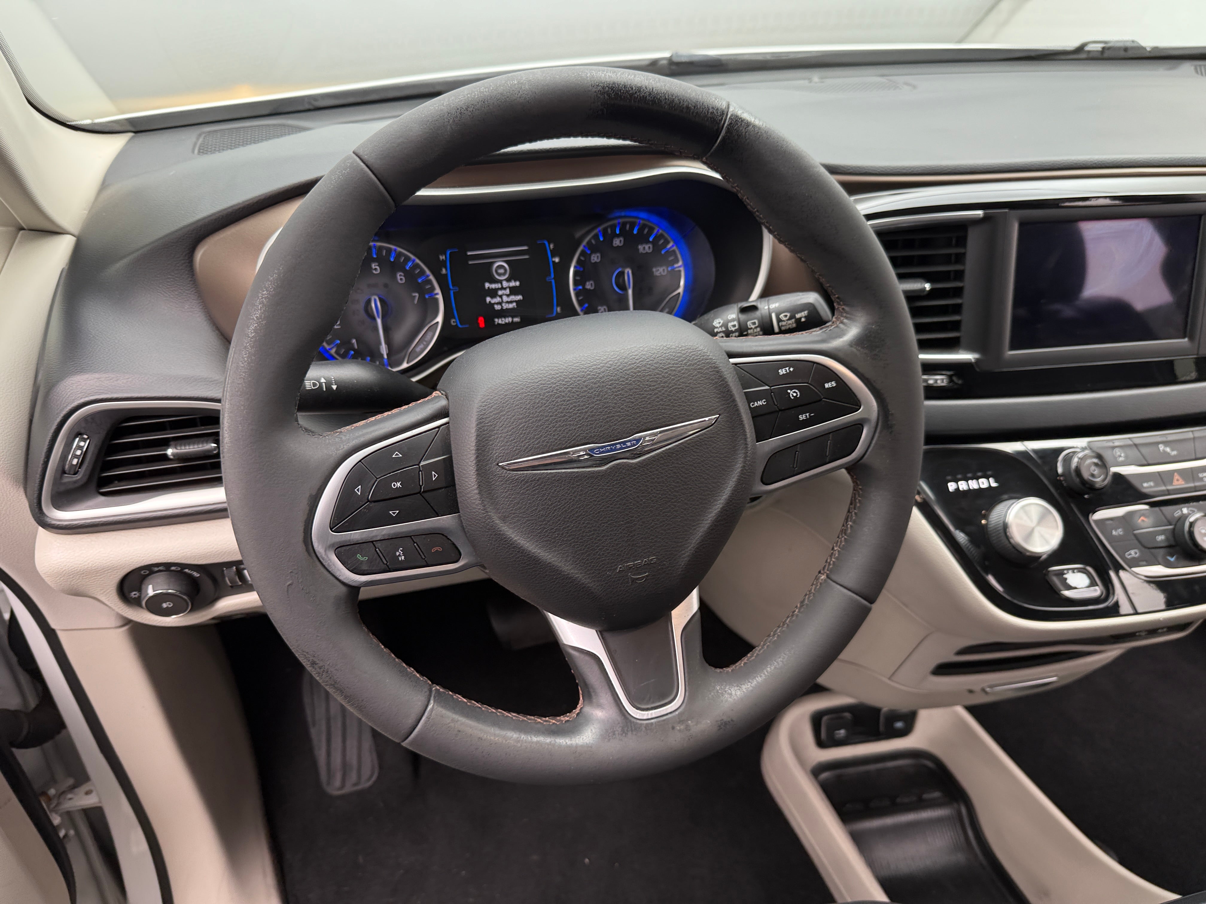 2018 Chrysler Pacifica Touring L 4