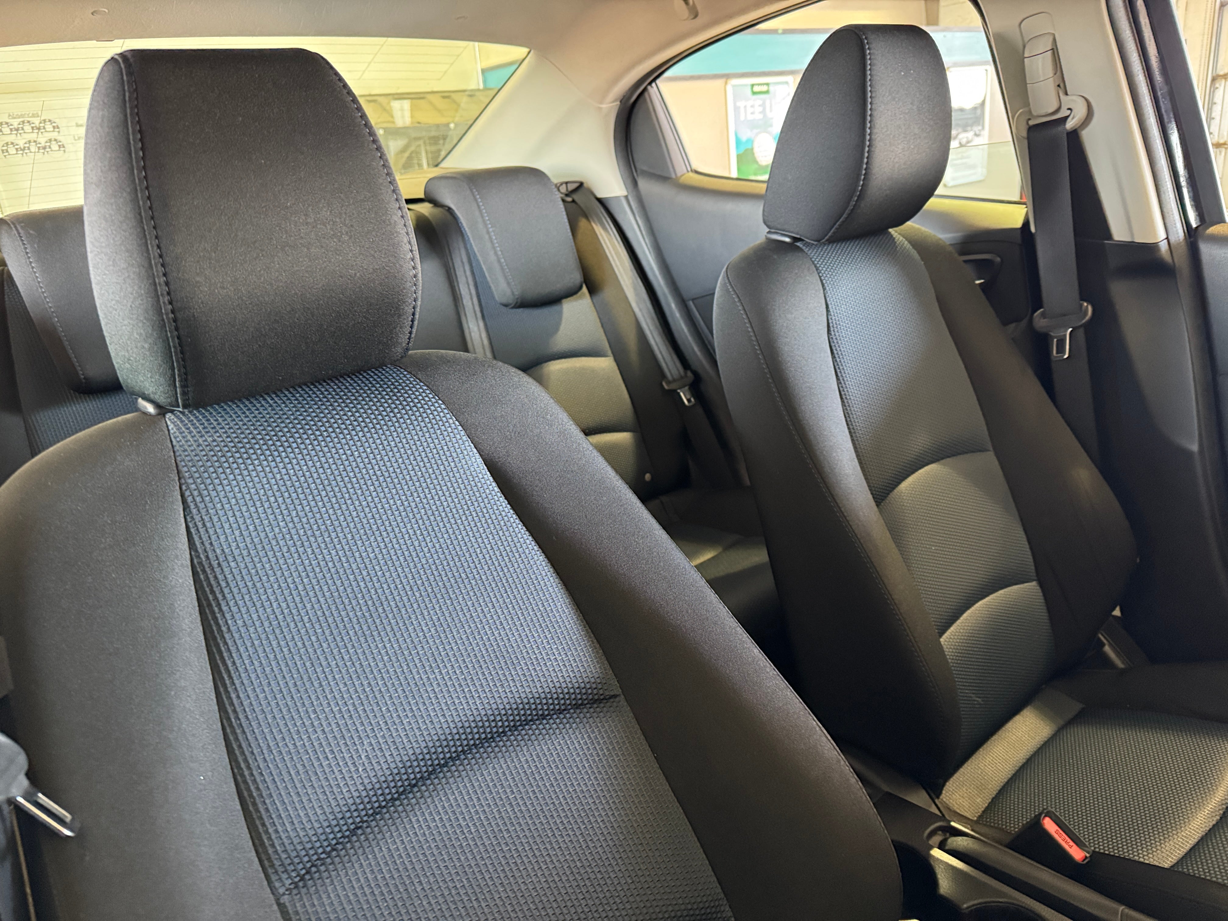 2018 Toyota Yaris iA Base 2