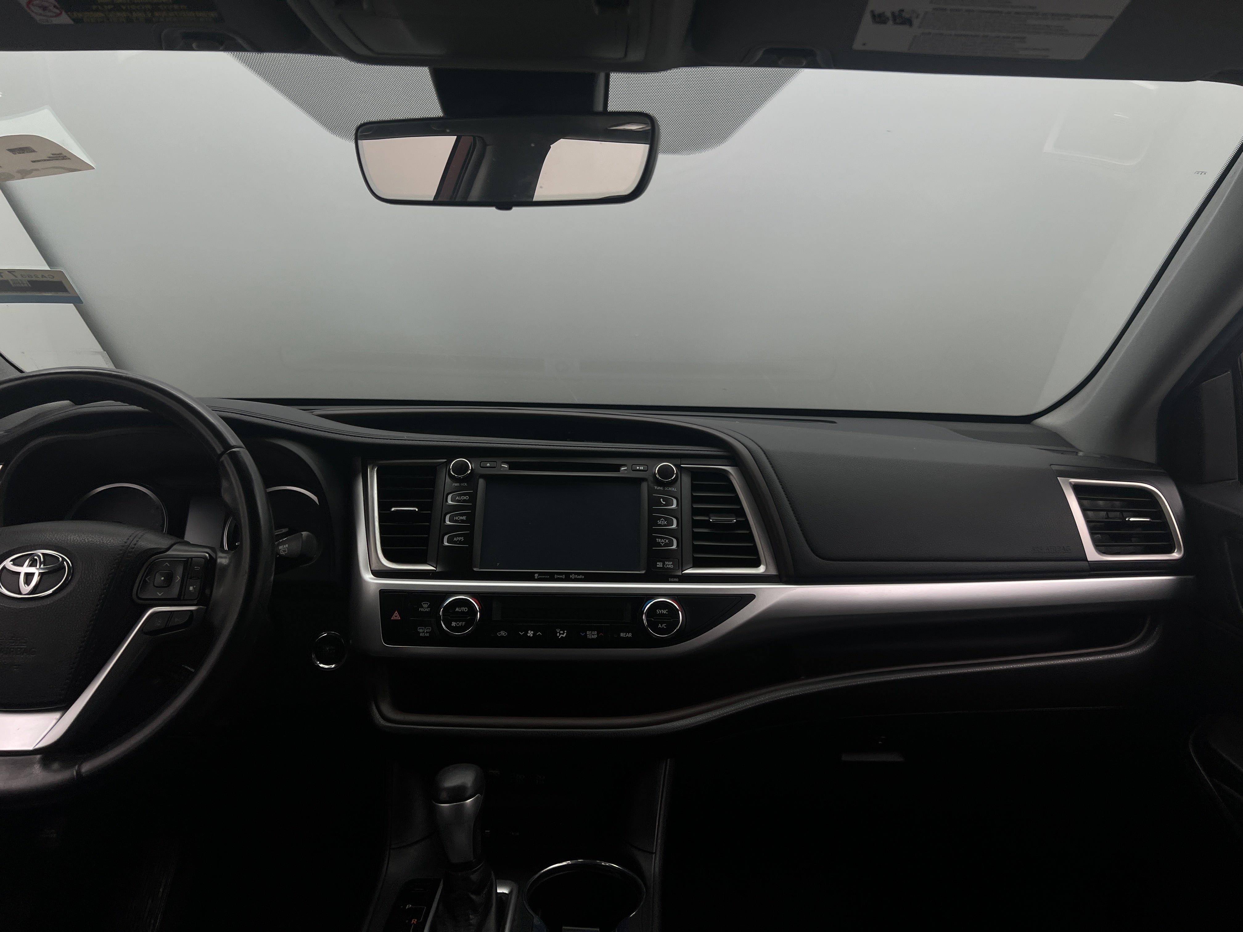 2019 Toyota Highlander XLE 2