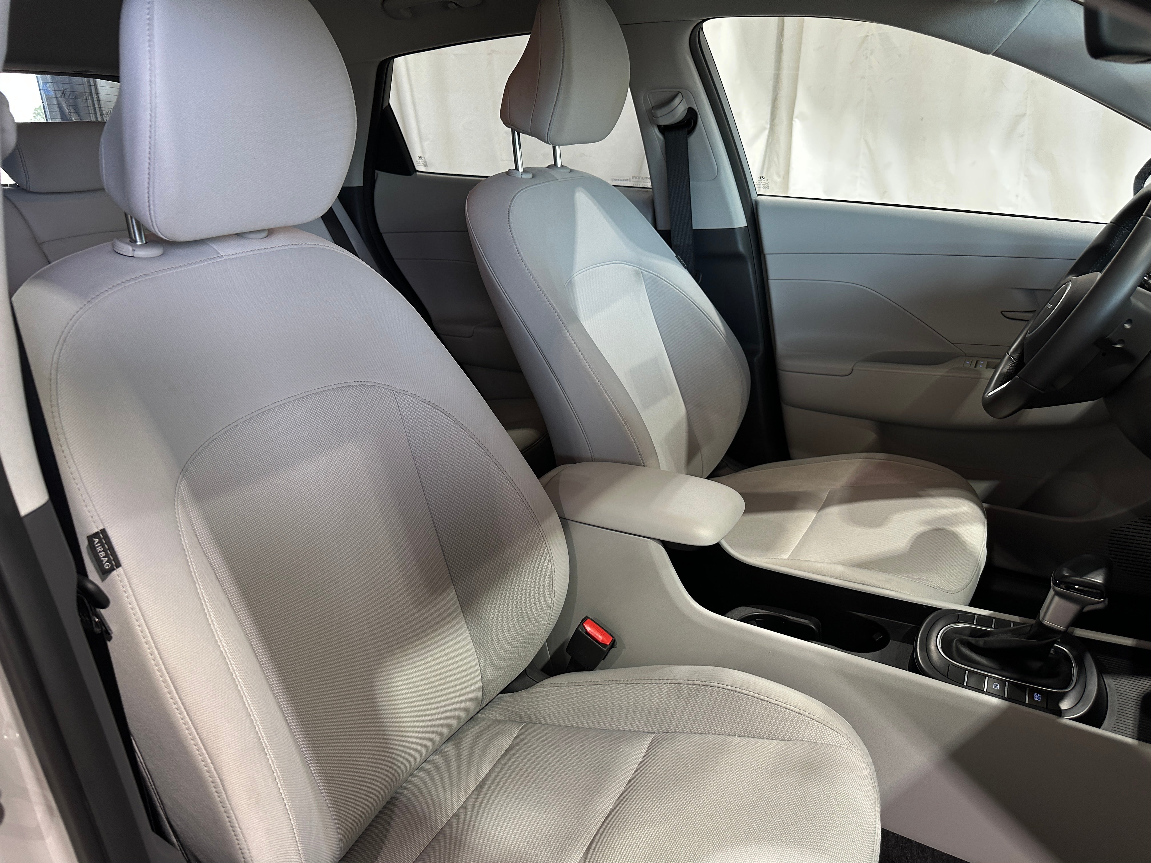2025 Hyundai Kona SEL 2