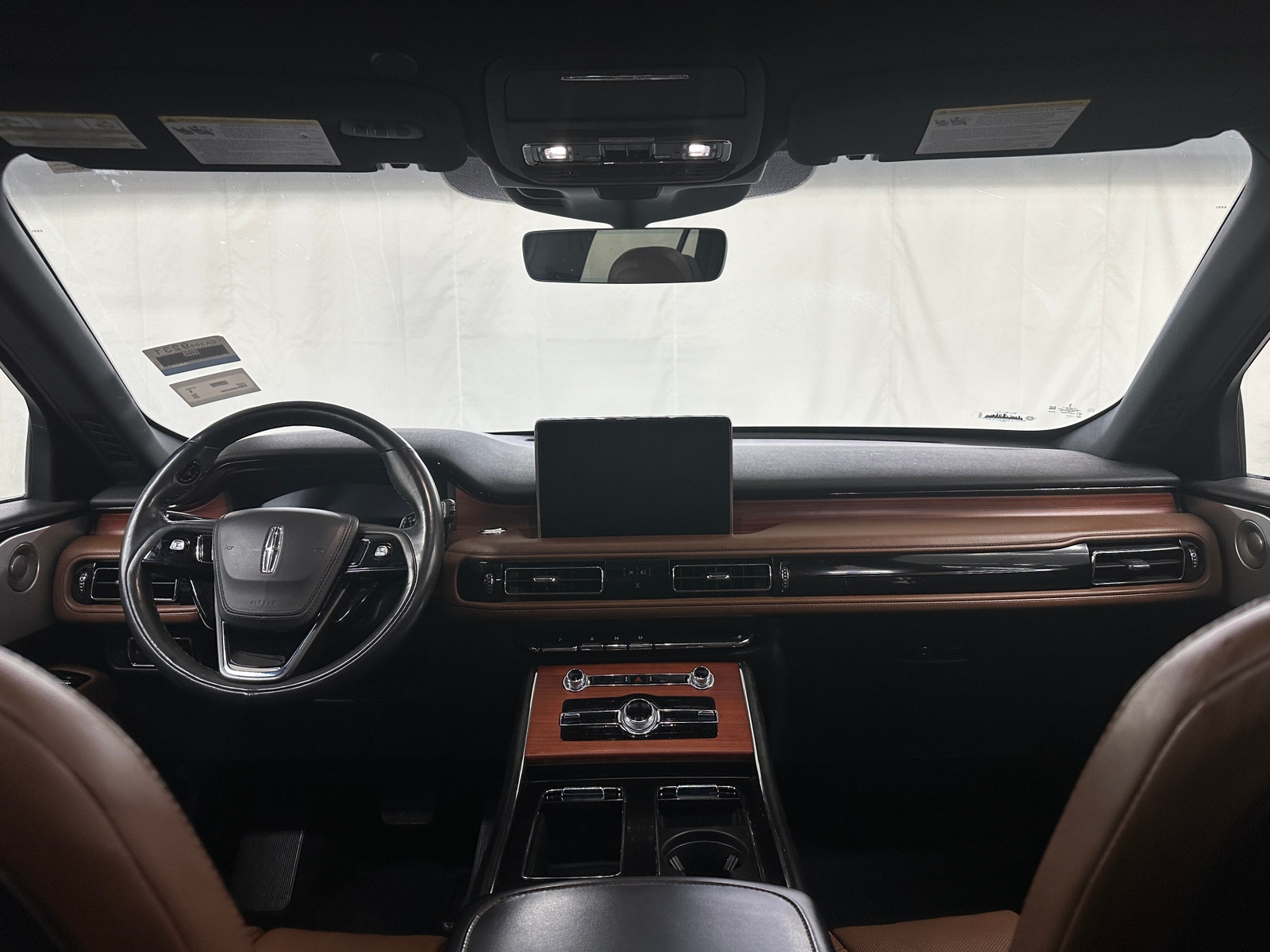 Thumbnail: 2022 Lincoln Aviator - 2