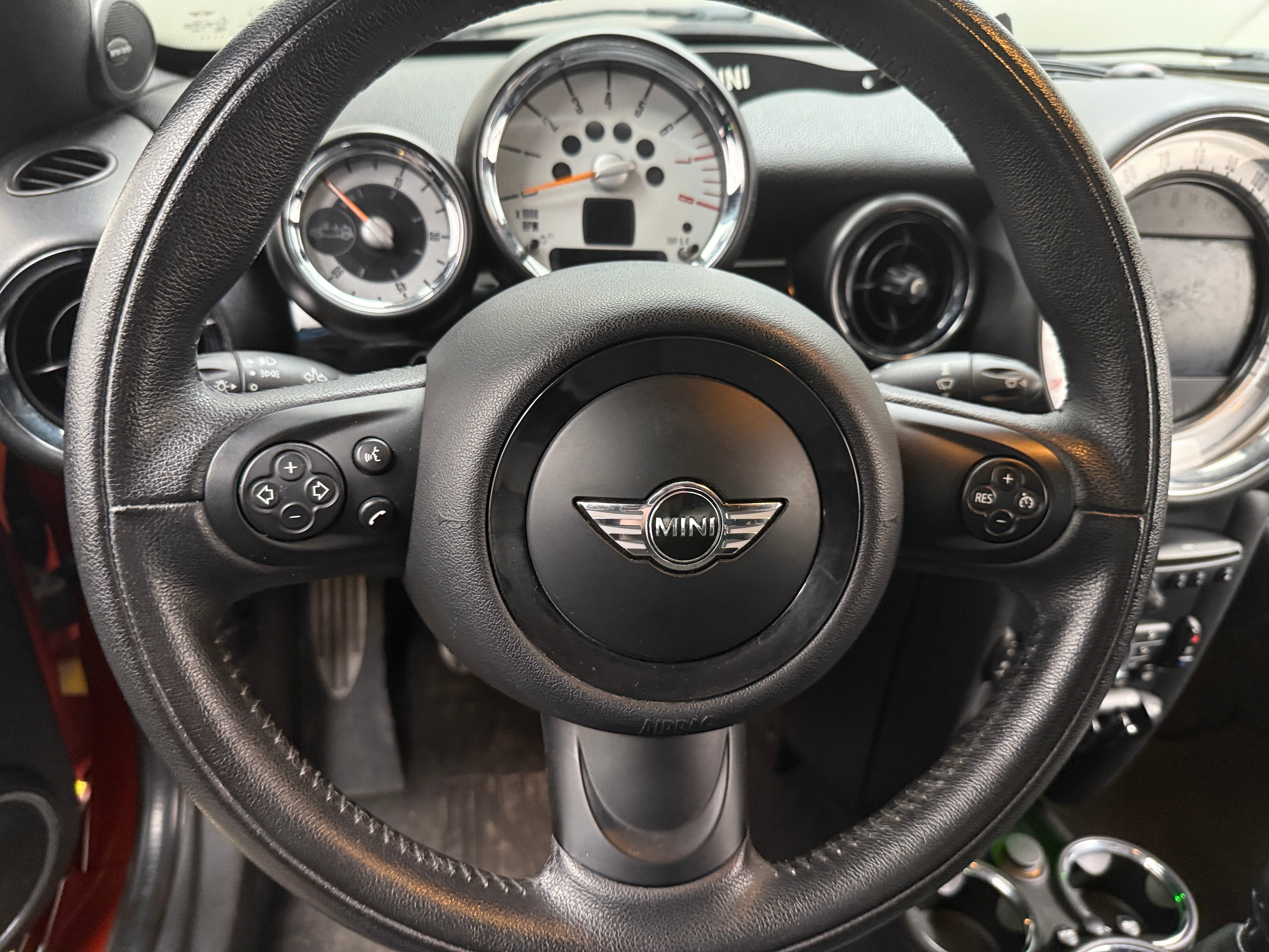 2014 MINI Cooper Roadster S 5