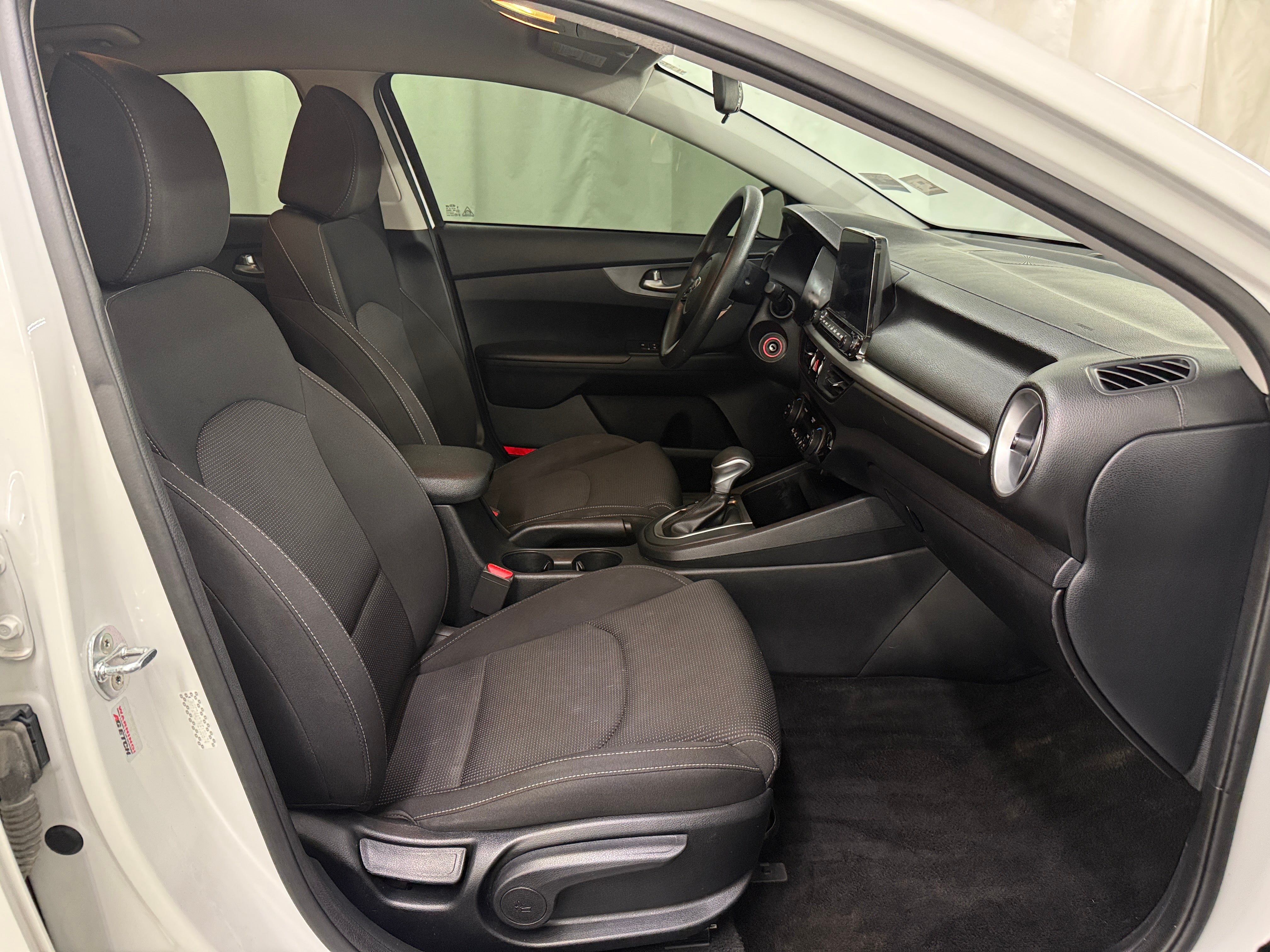 2019 Kia Forte LXS 2