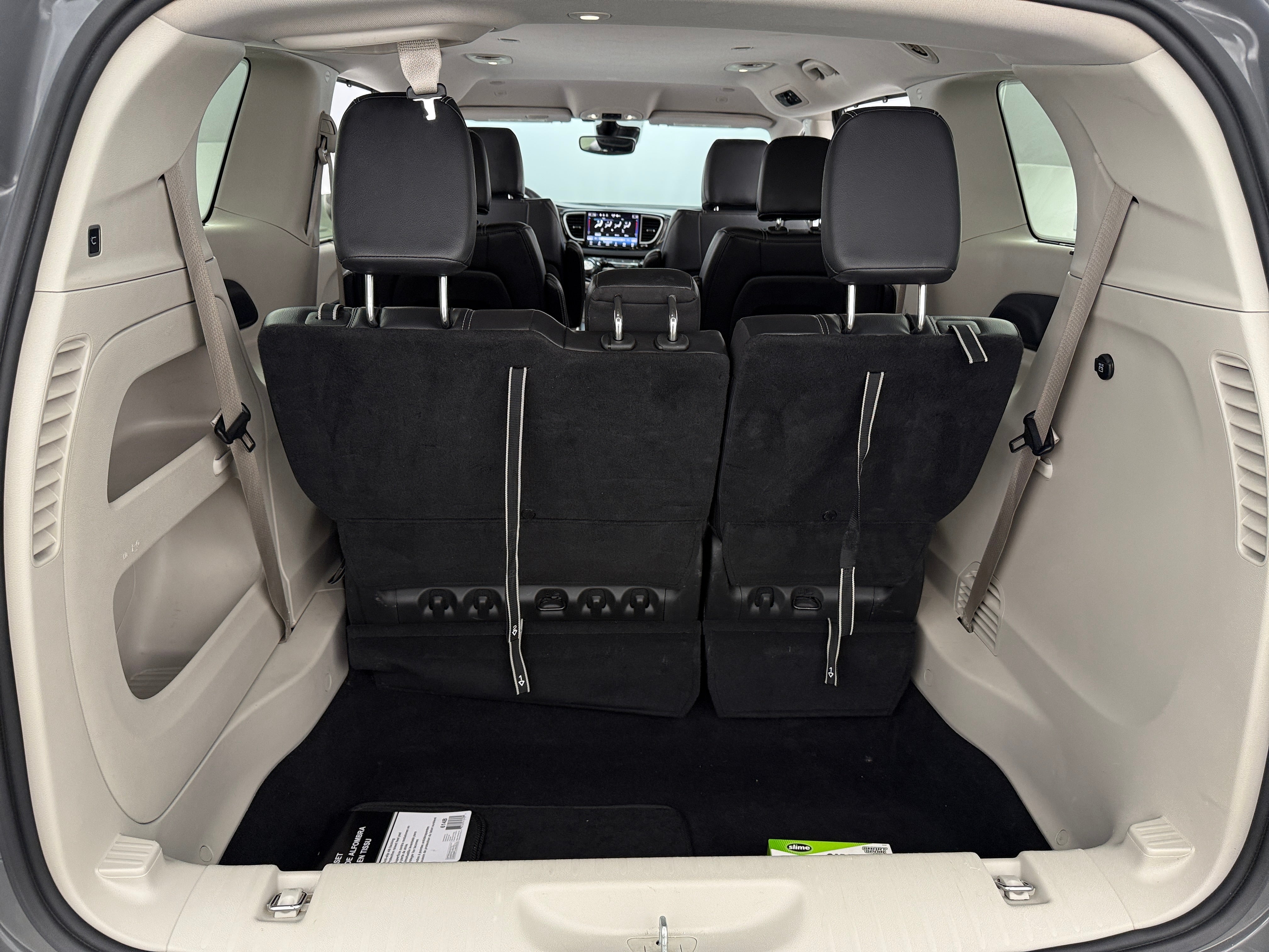 2022 Chrysler Pacifica Touring L 6