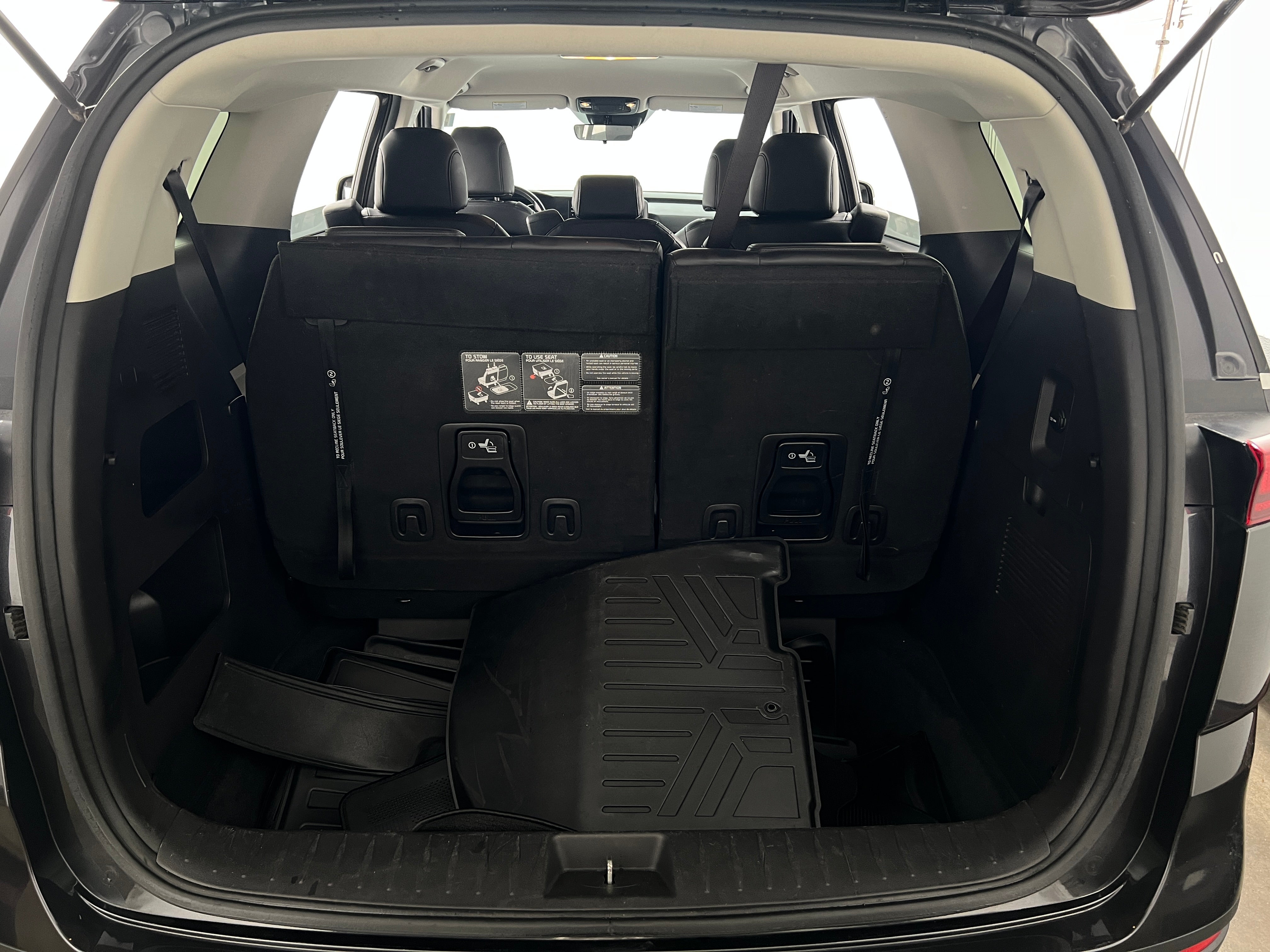 2022 Kia Carnival LX 6