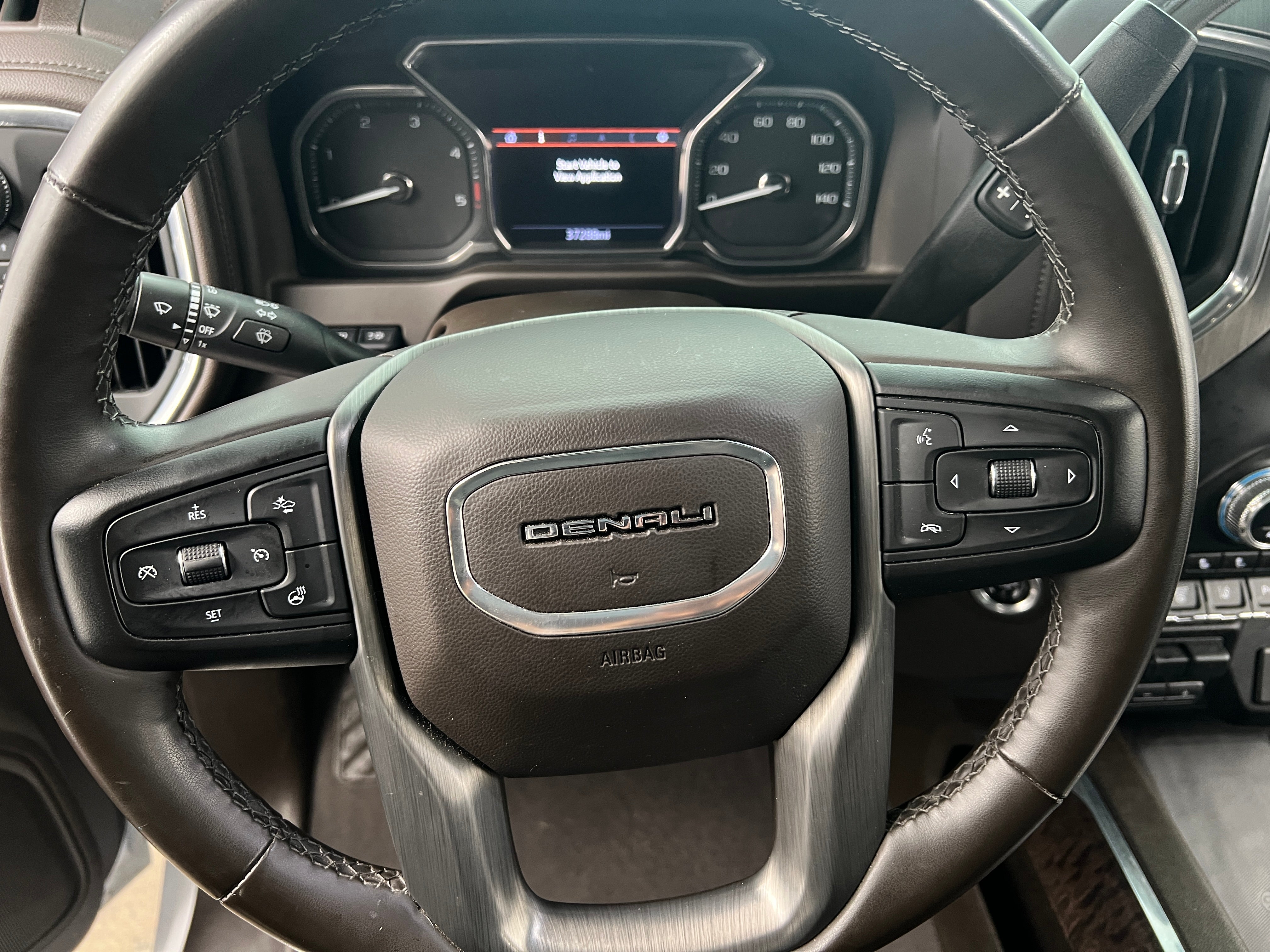 2023 GMC Sierra 2500 Denali 4
