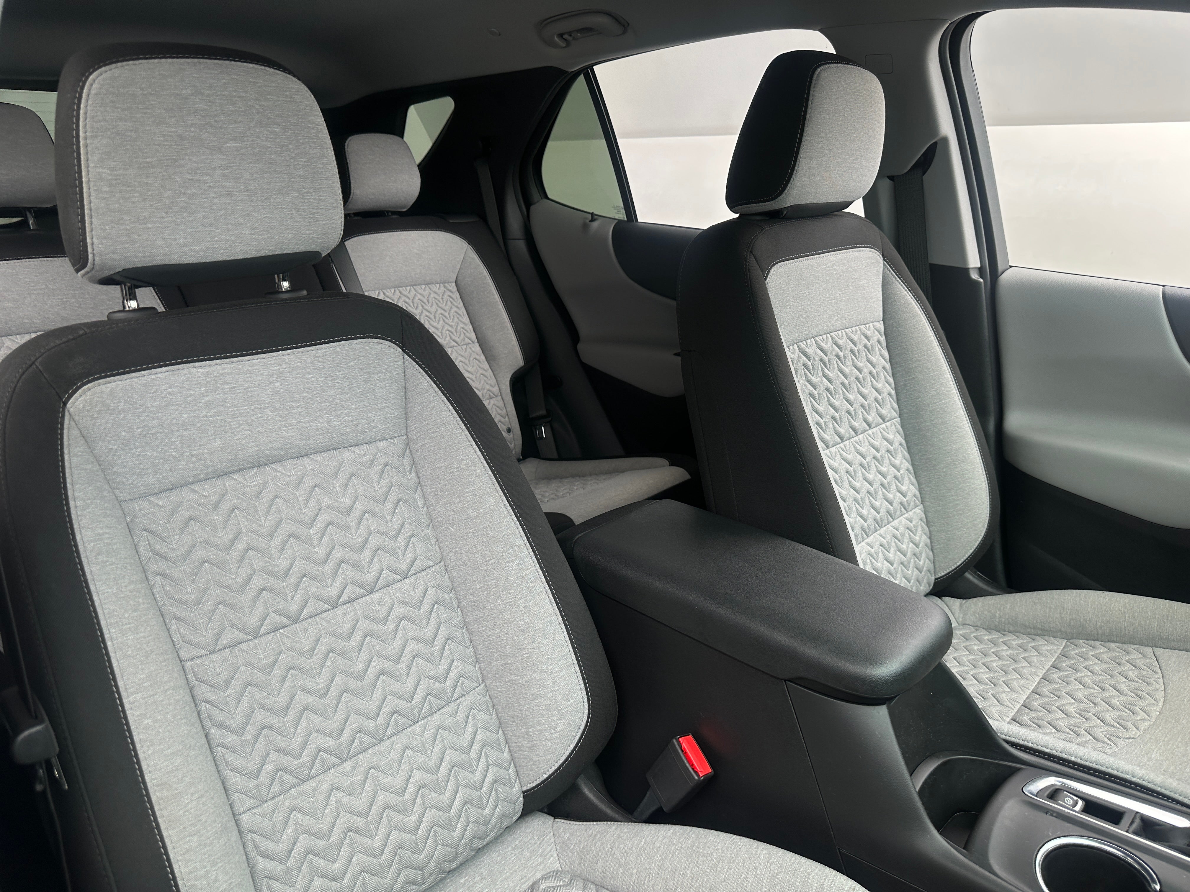 2023 Chevrolet Equinox LT 2