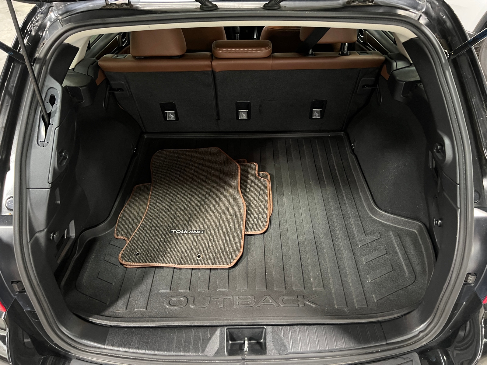 Thumbnail: 2018 Subaru Outback - 6