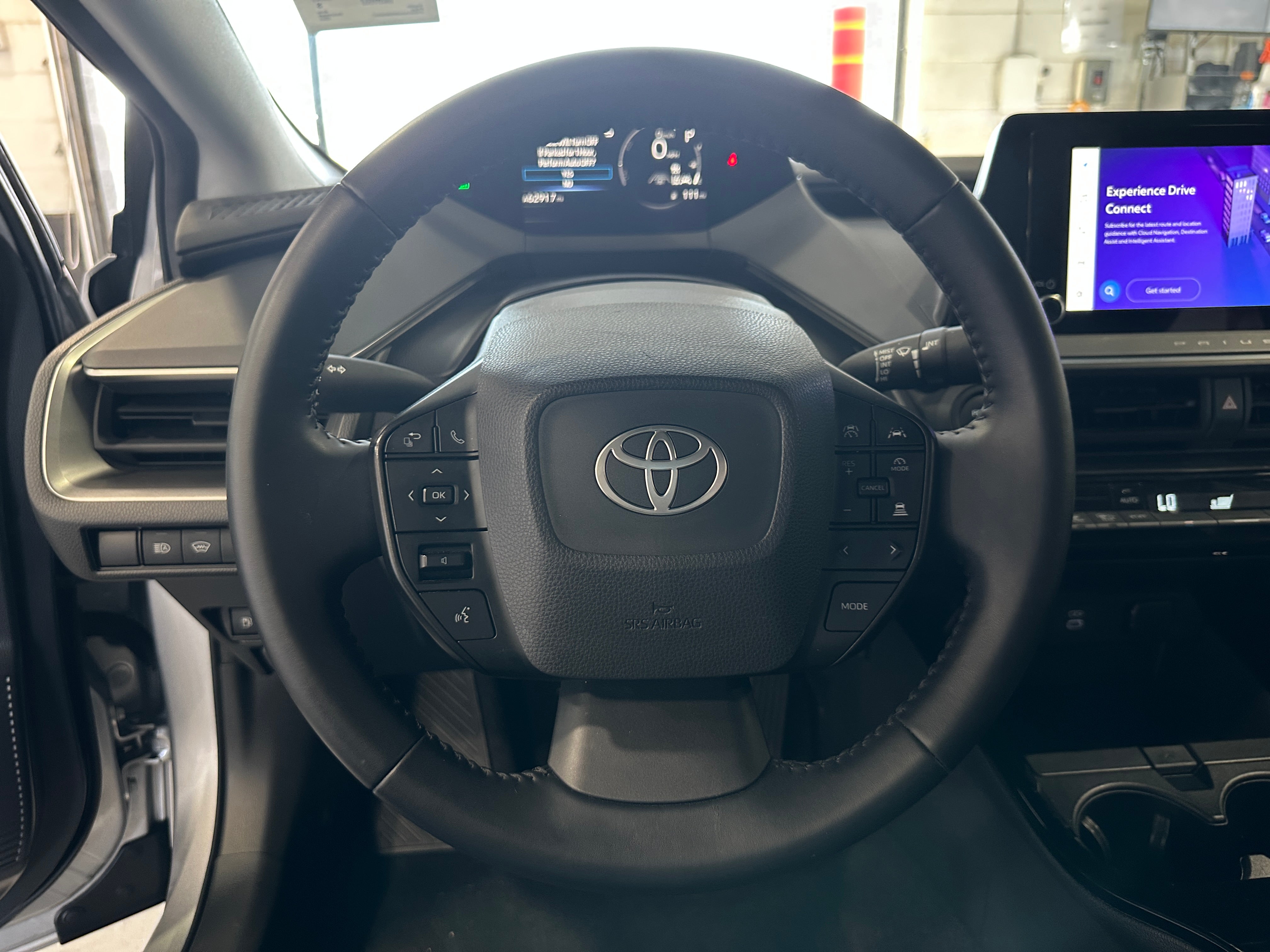 2024 Toyota Prius LE 5