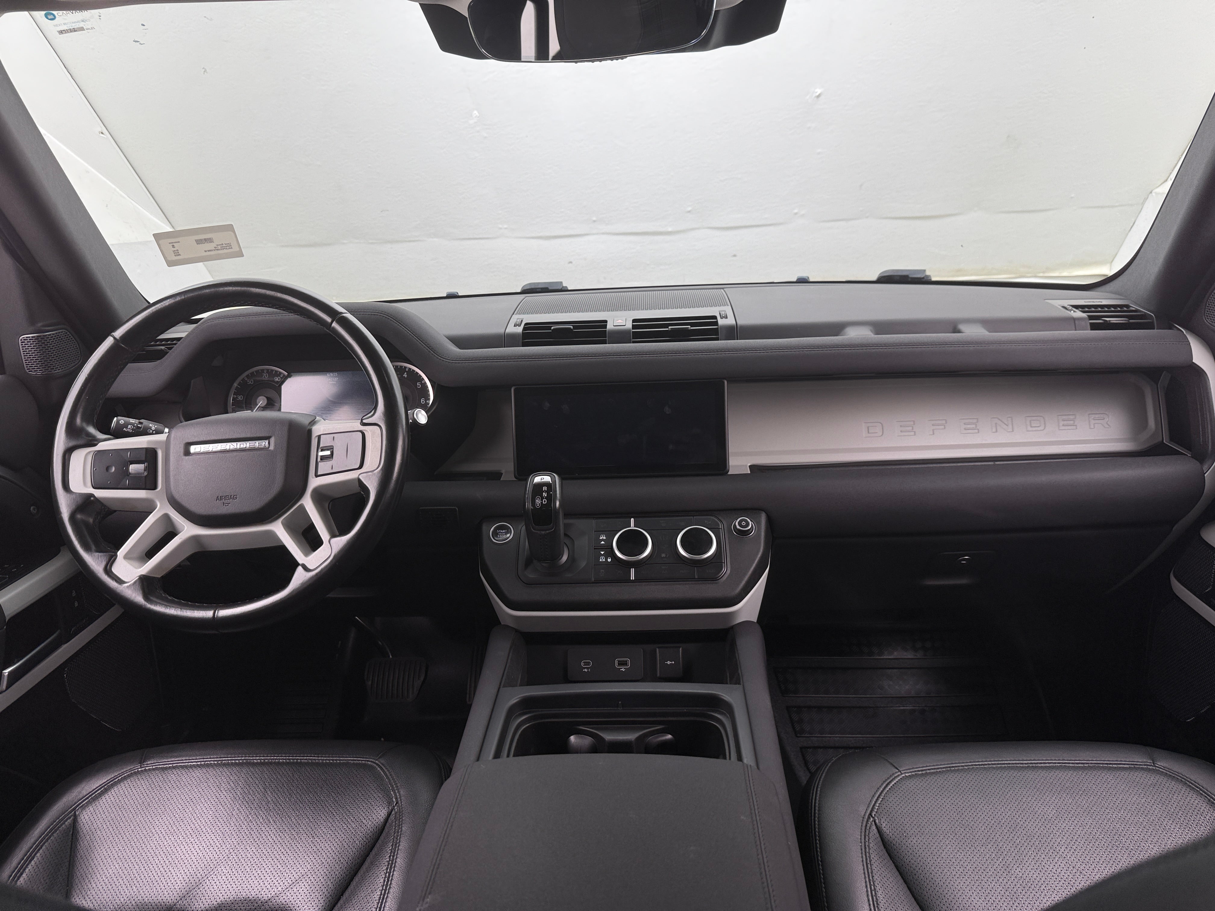2023 Land Rover Defender 110 2