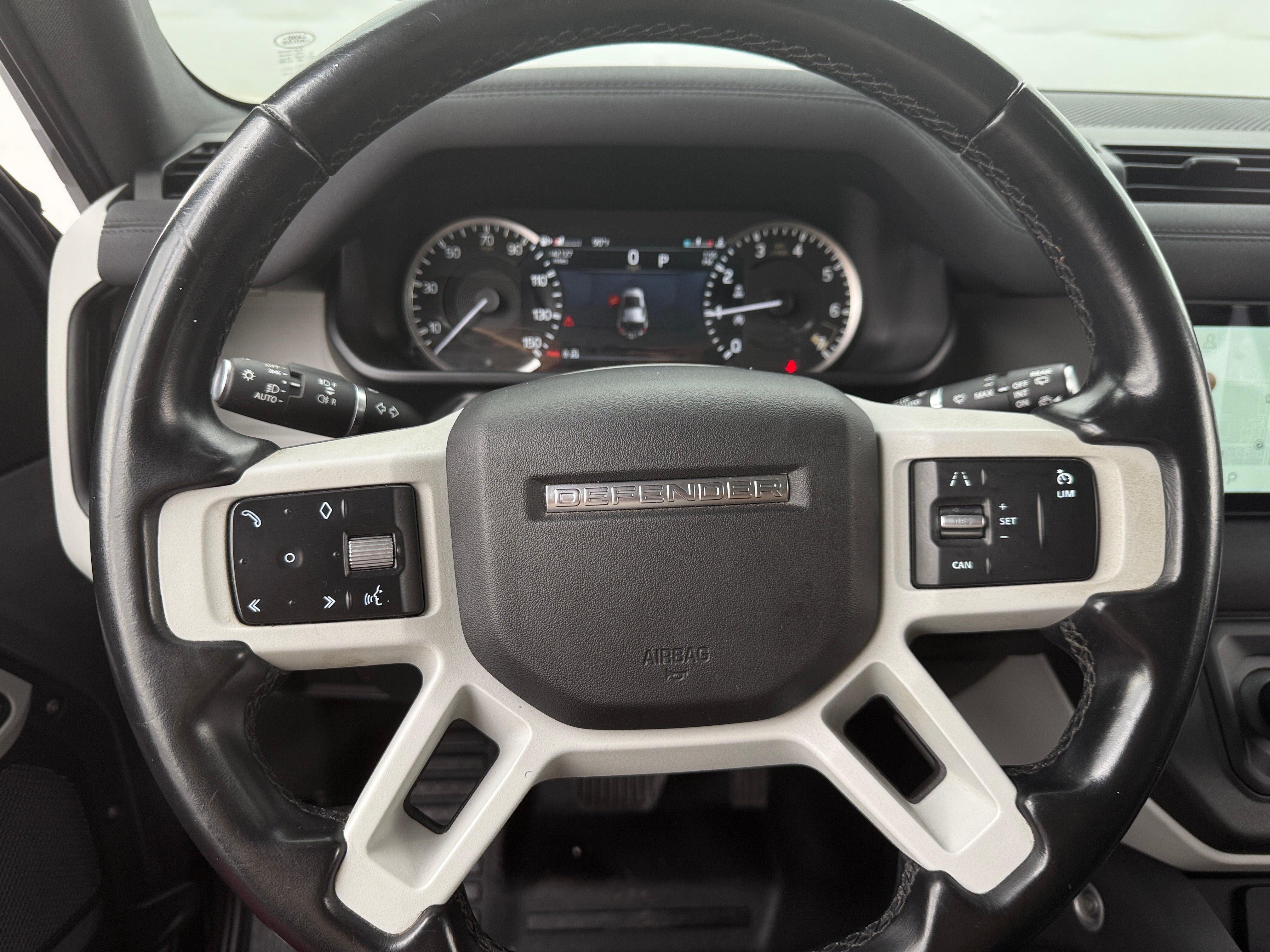 2023 Land Rover Defender 110 4