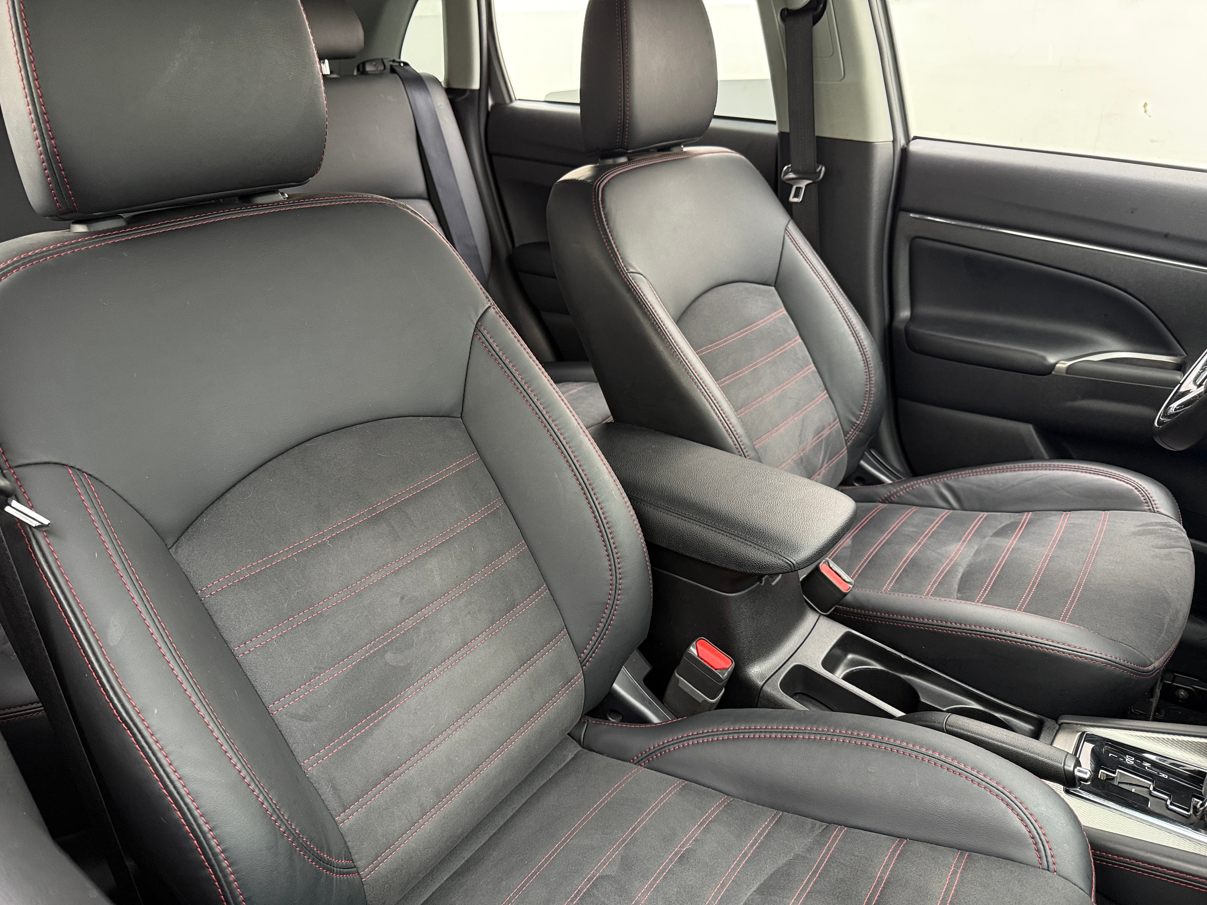 2018 Mitsubishi Outlander Sport SE 2