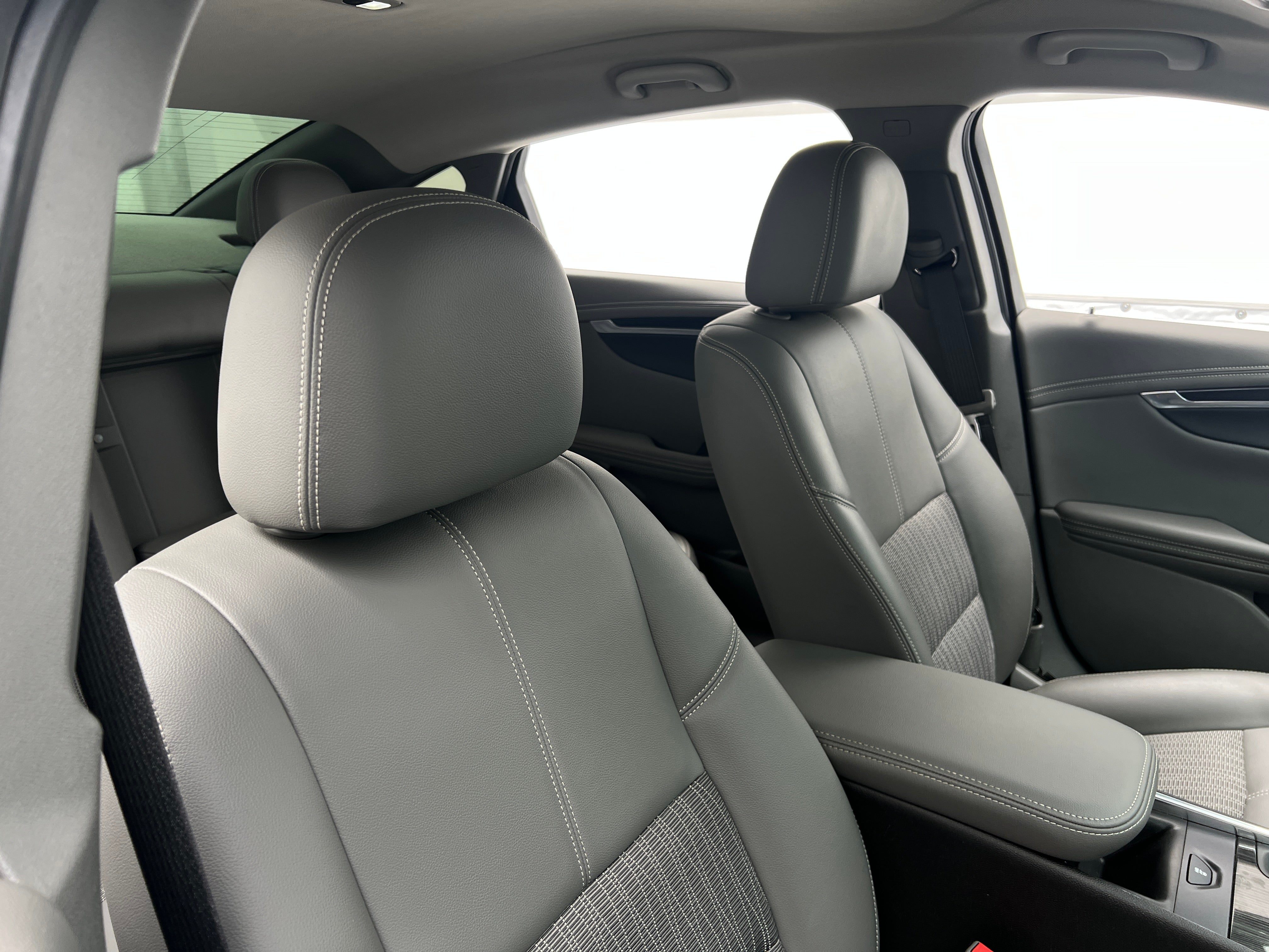 2018 Chevrolet Impala LS 2