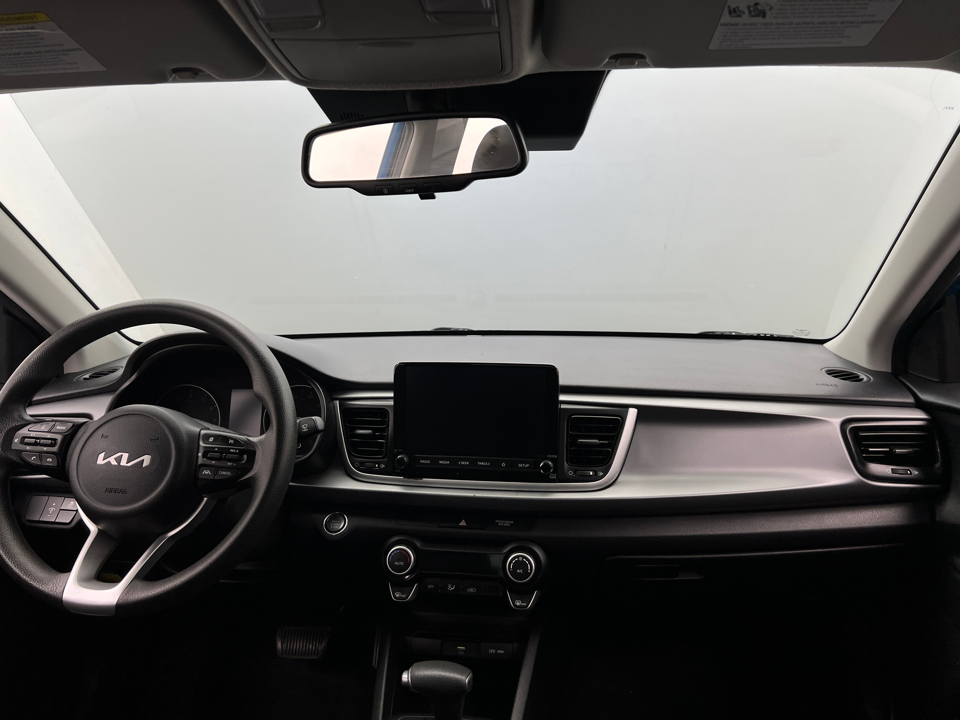 2022 Kia Rio S 3