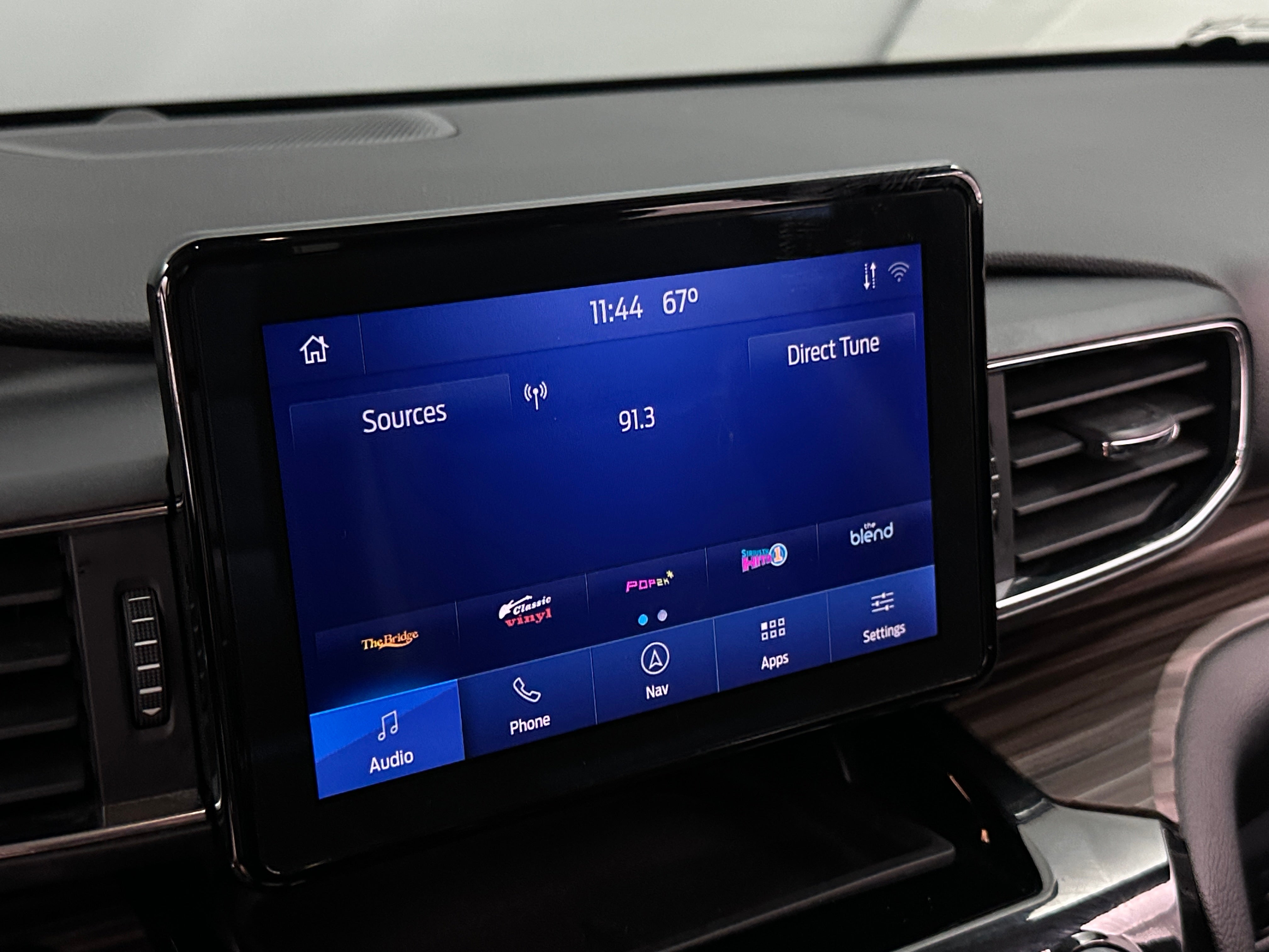 2021 Ford Explorer Limited 3