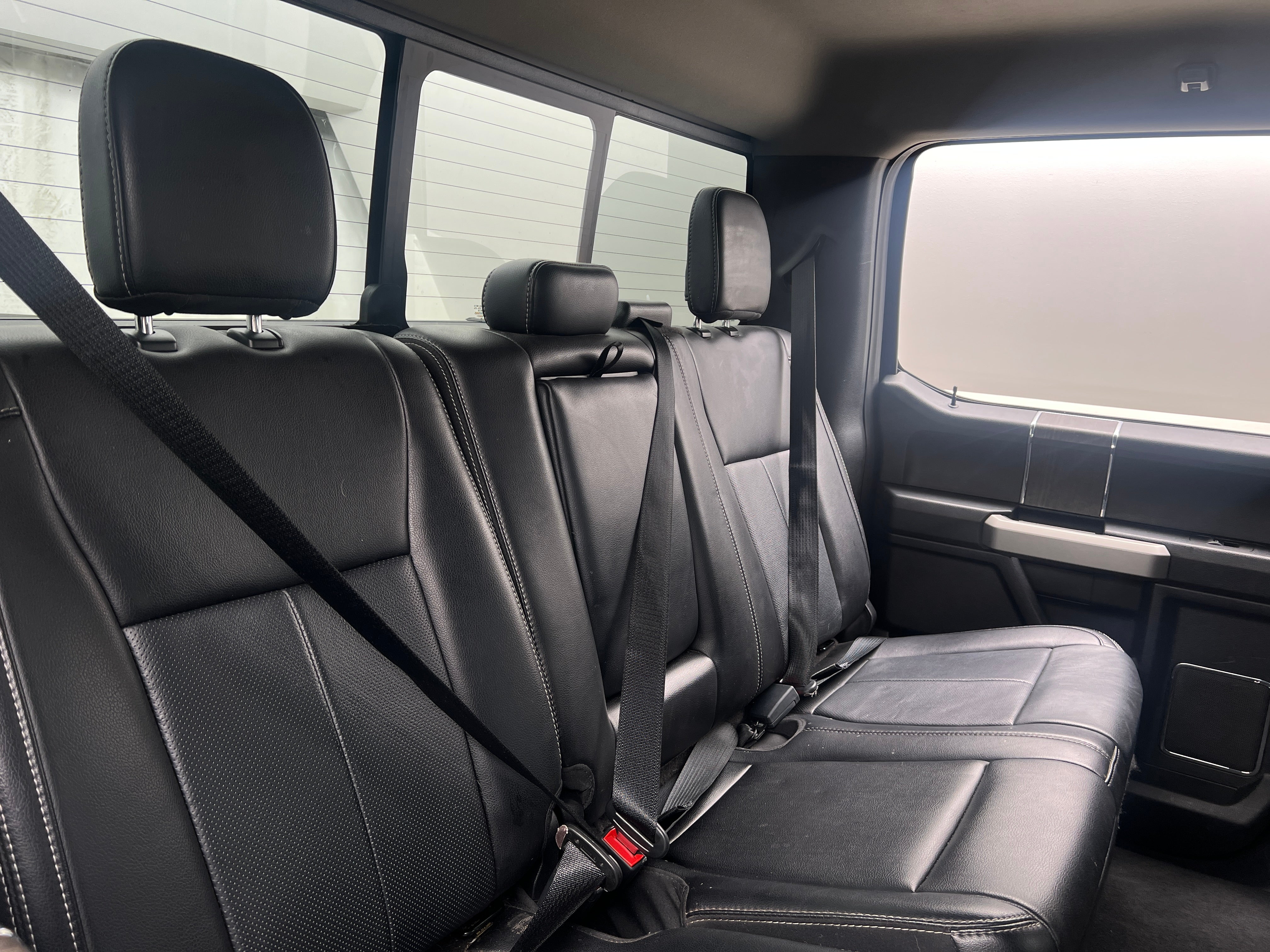 2020 Ford Econoline E-250 5