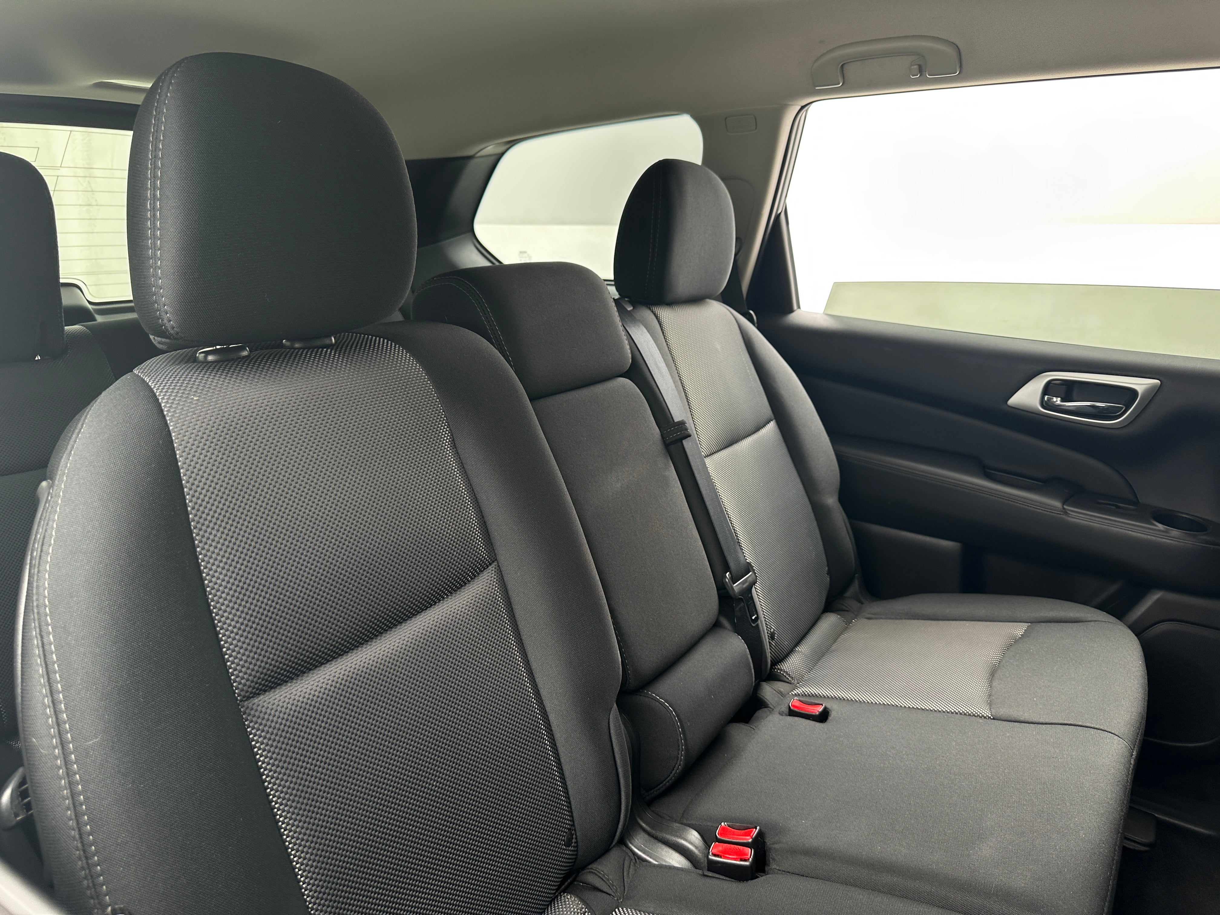 2018 Nissan Pathfinder S 6