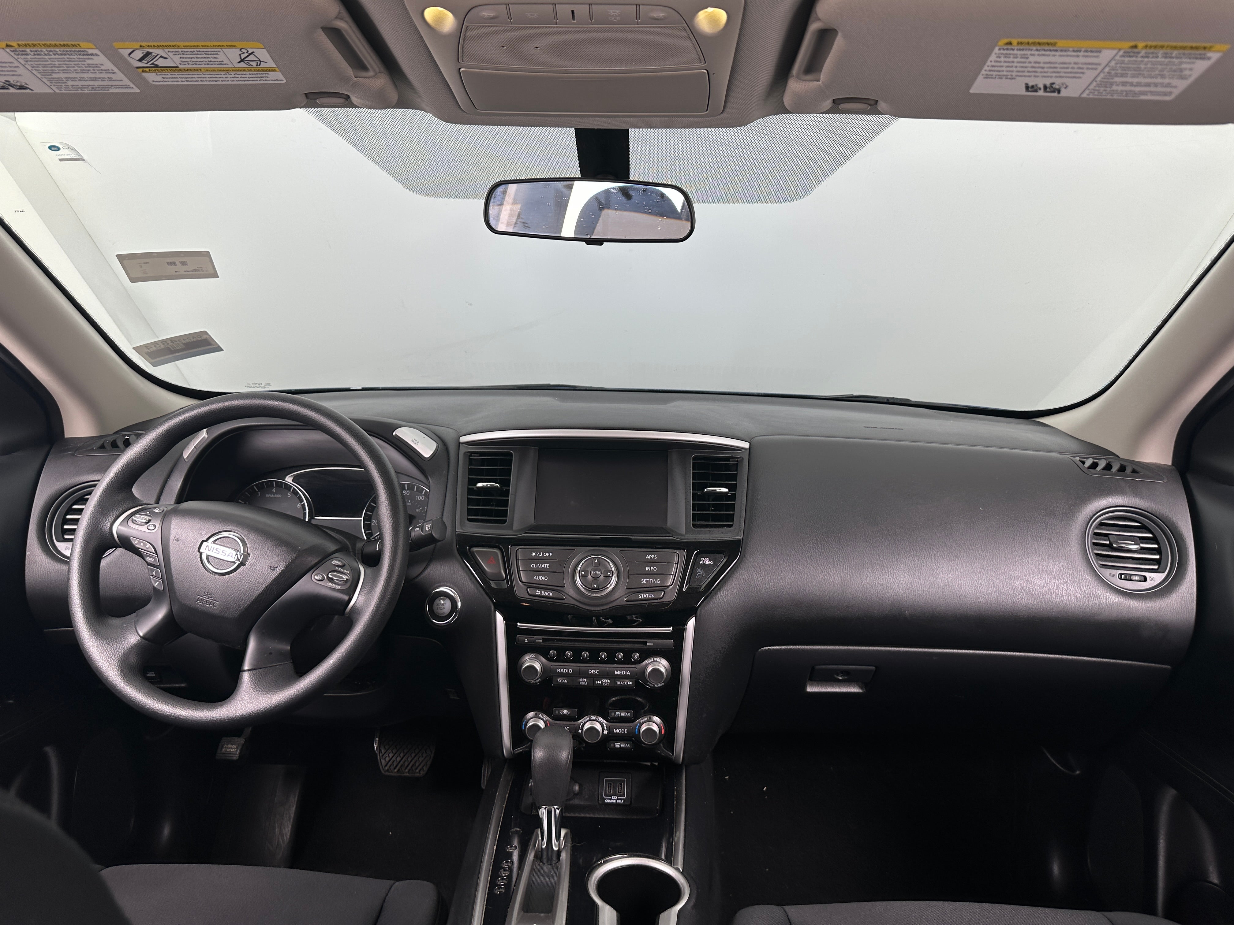 2018 Nissan Pathfinder S 3