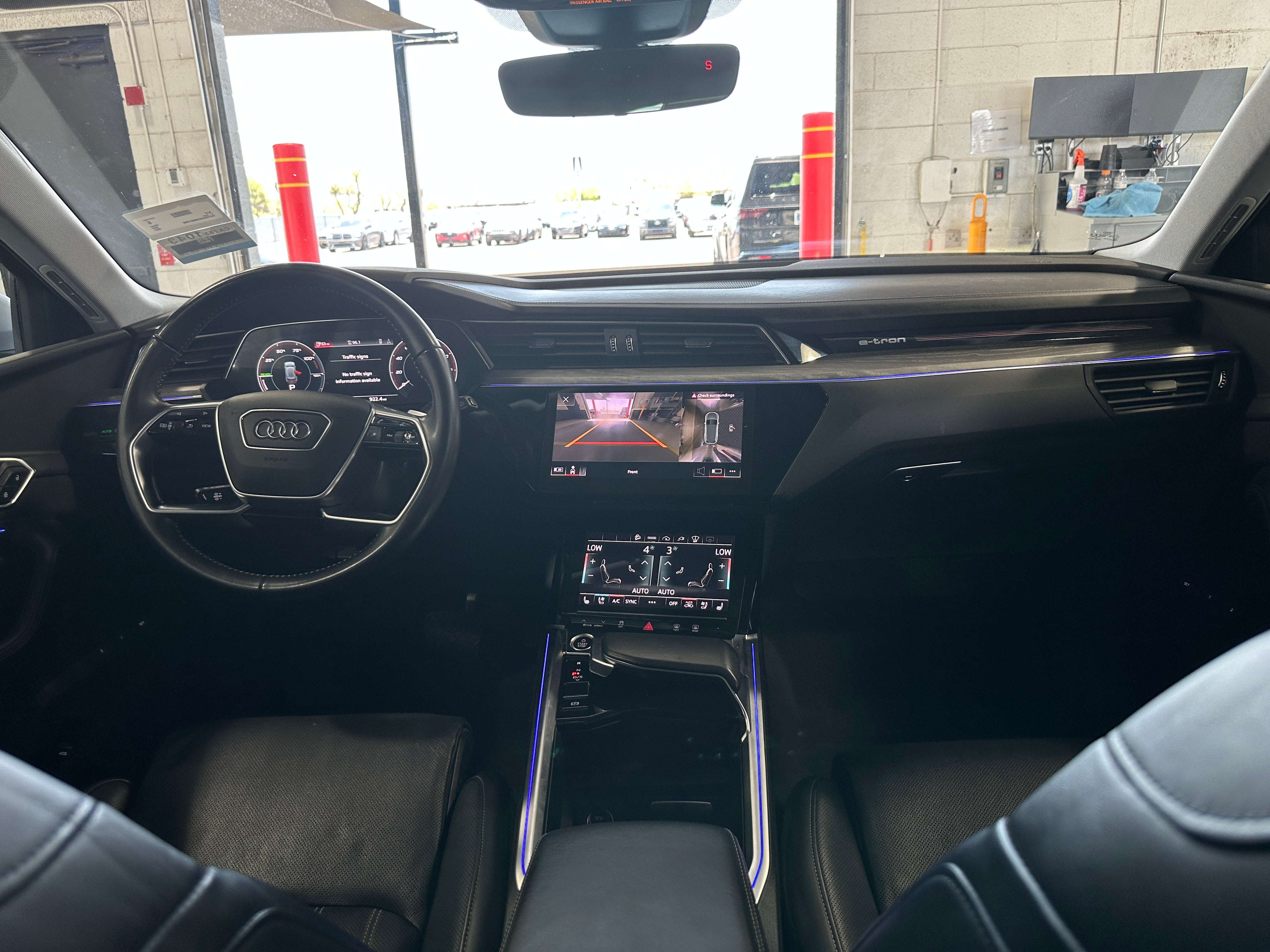 2021 Audi e-tron Prestige 2