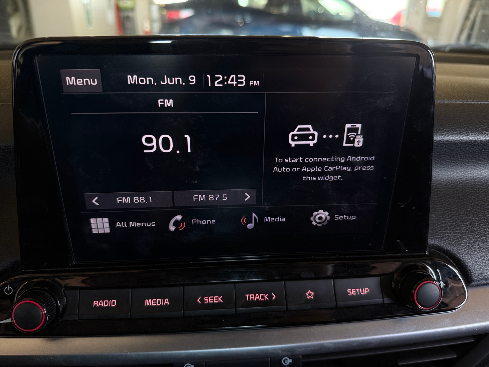 Thumbnail: 2022 Kia Forte - 4