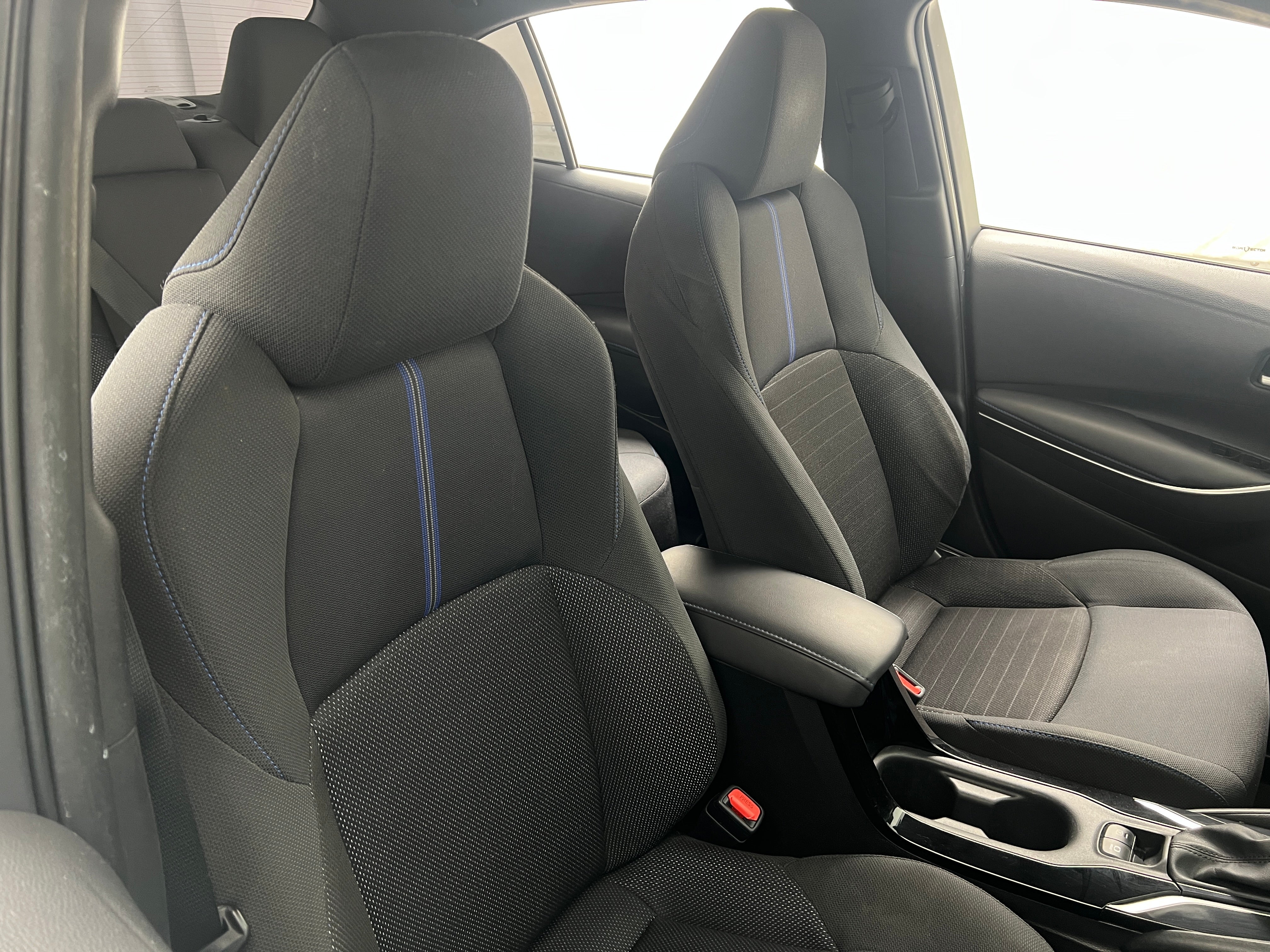 2021 Toyota Corolla SE 2