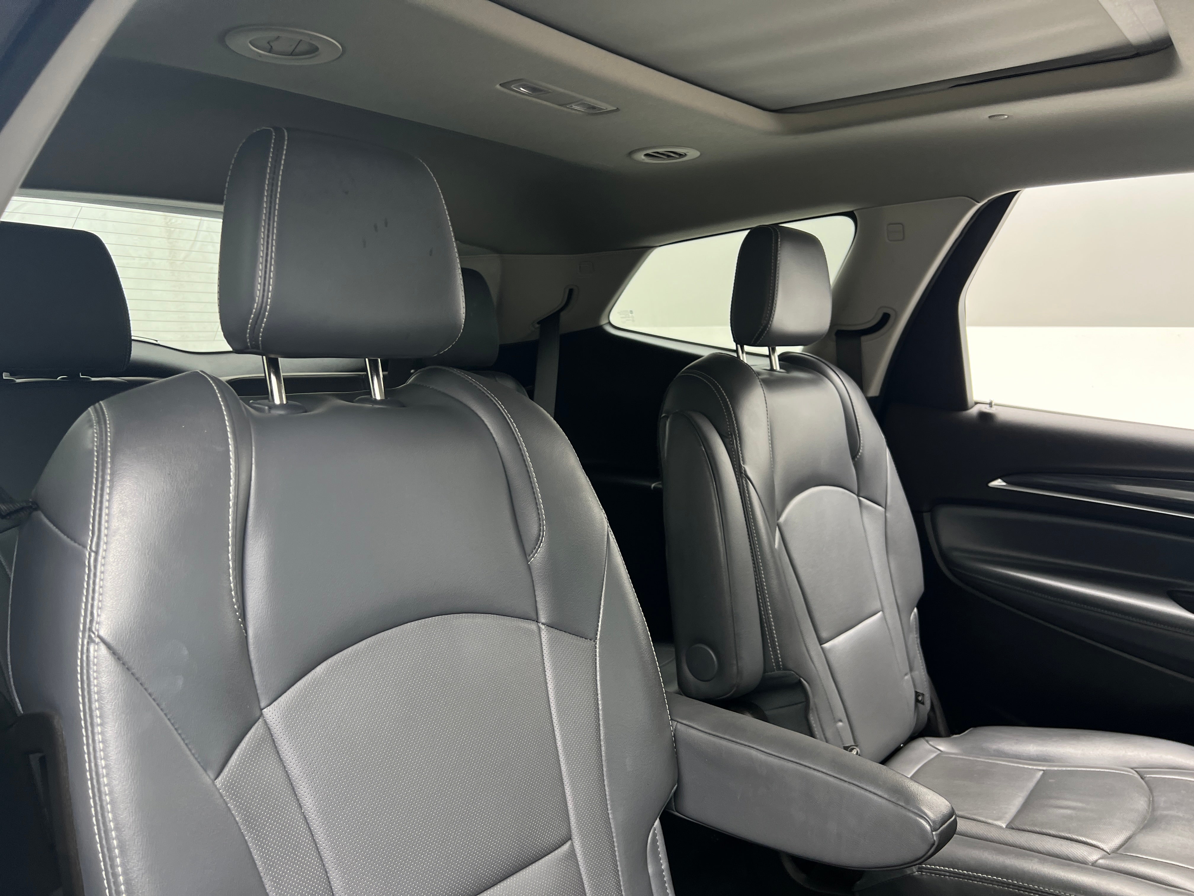2018 Buick Enclave Essence 5