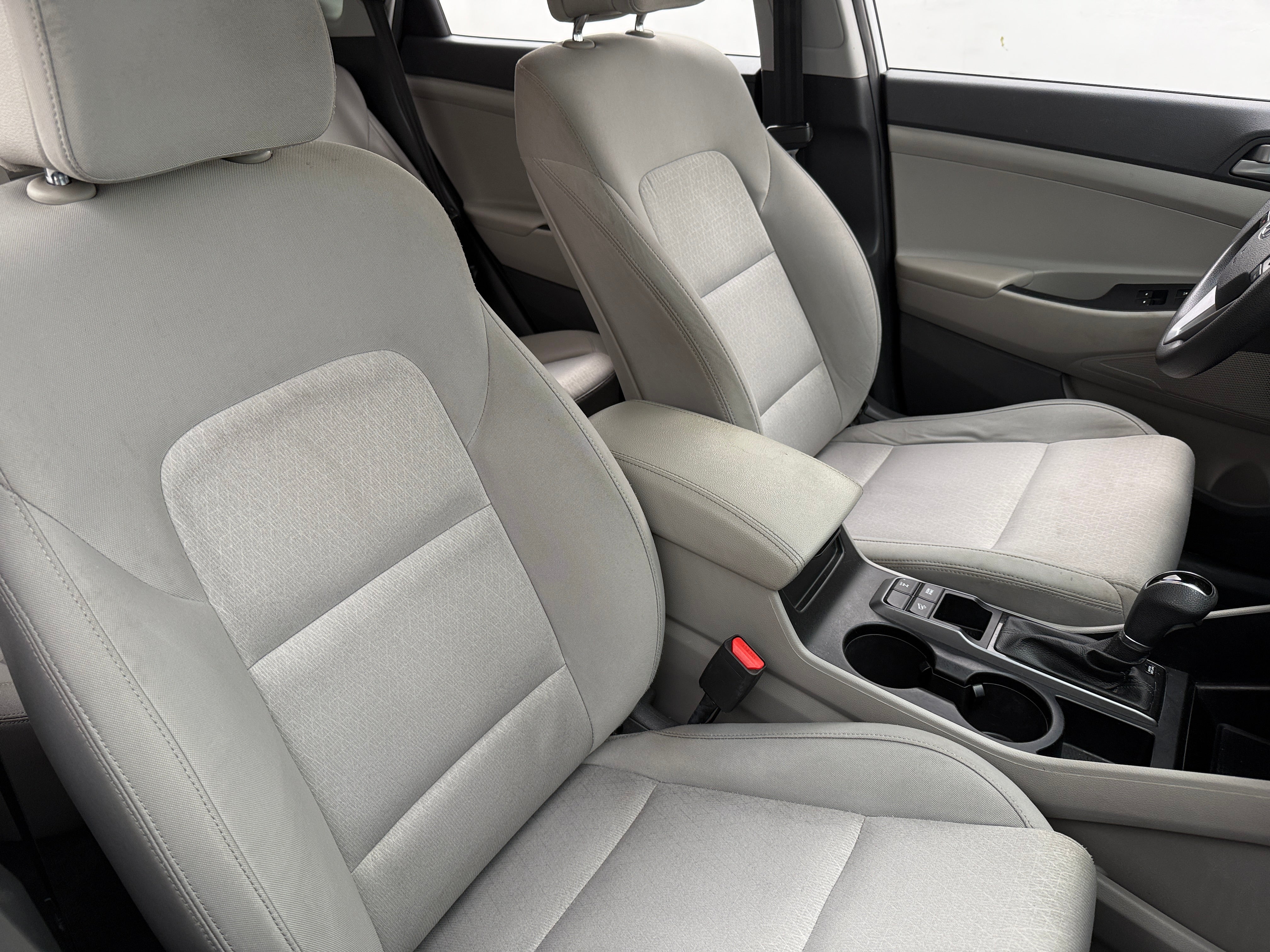 2017 Hyundai Tucson SE 2