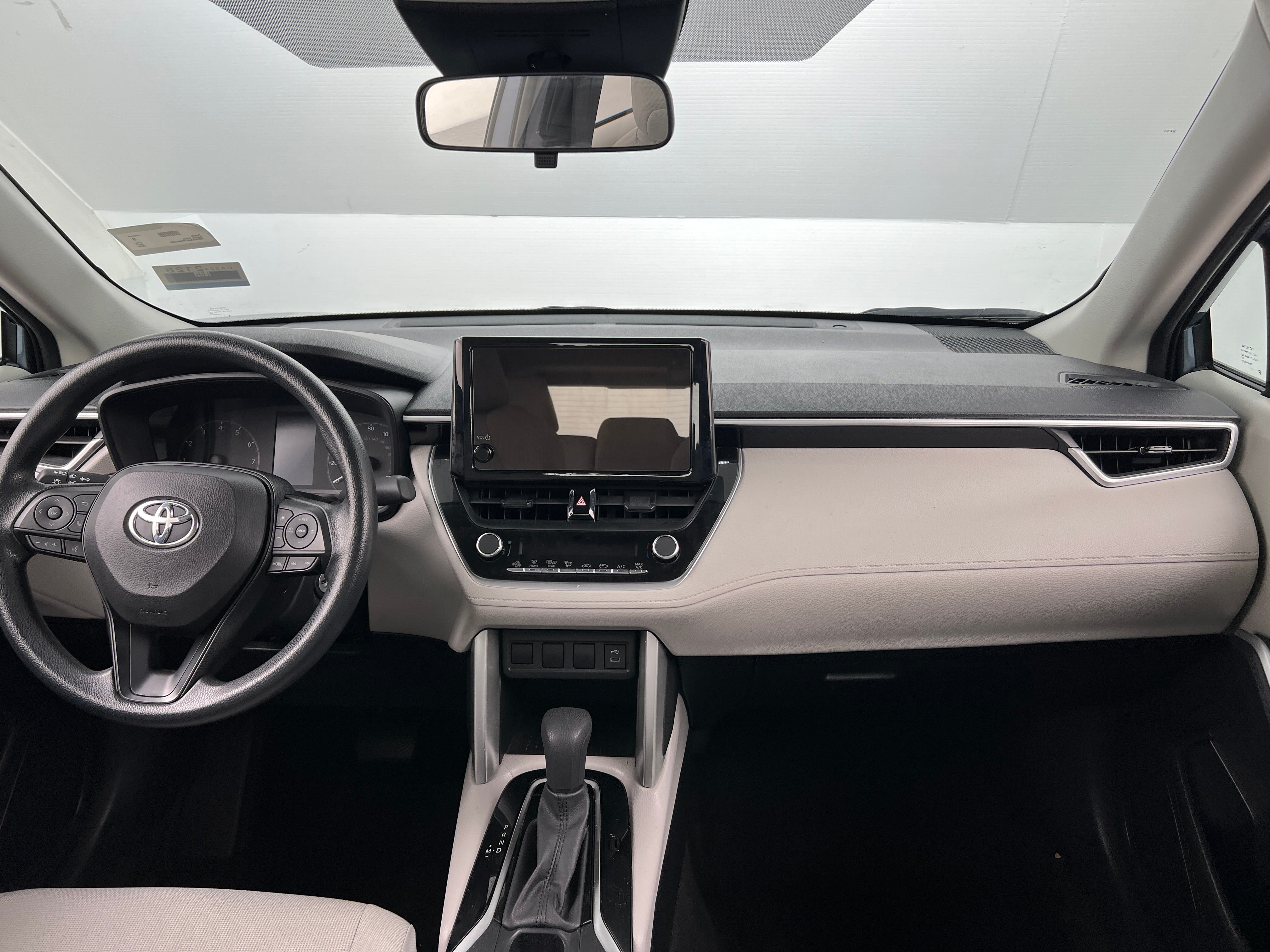 2023 Toyota Corolla Cross L 3