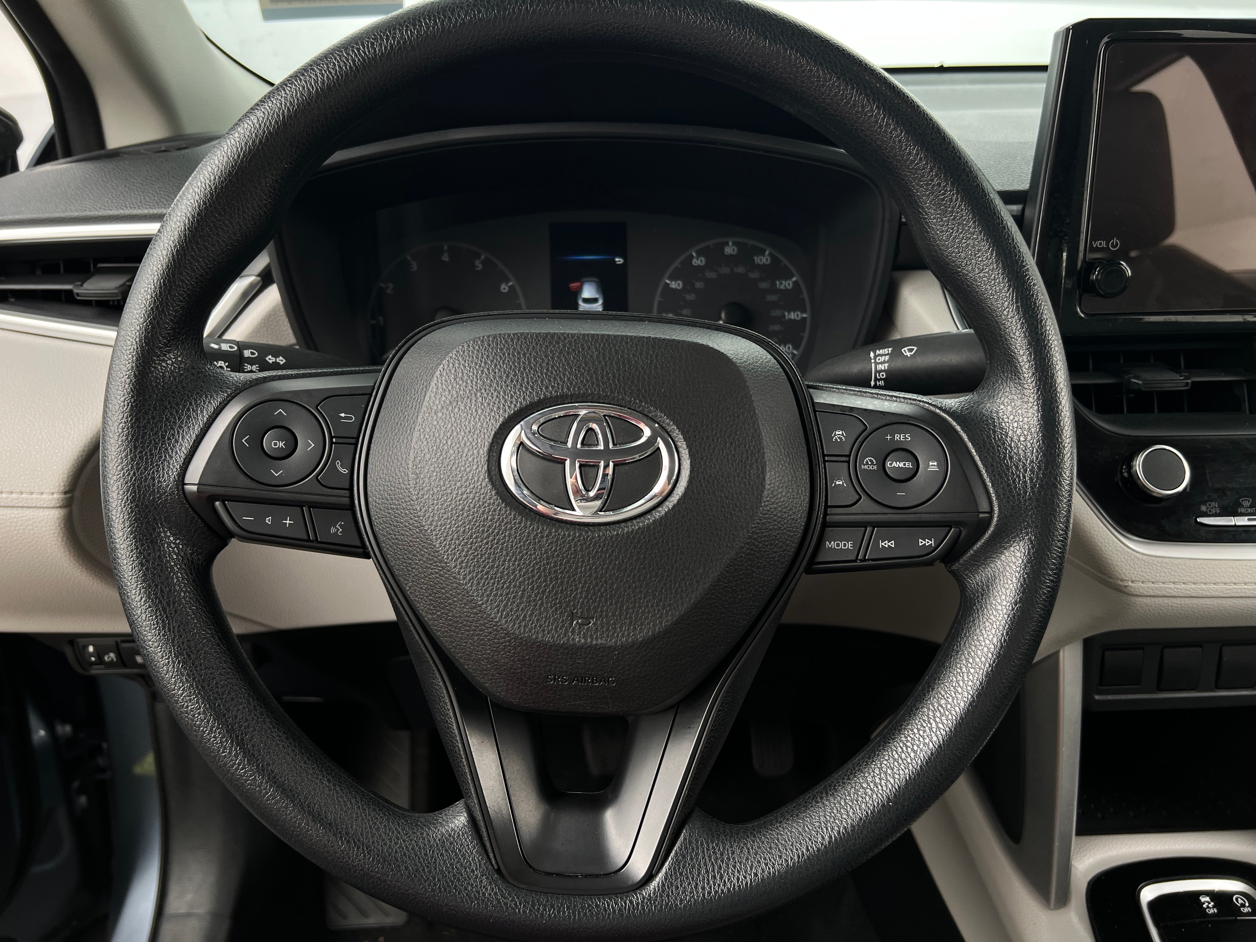 2023 Toyota Corolla Cross L 5