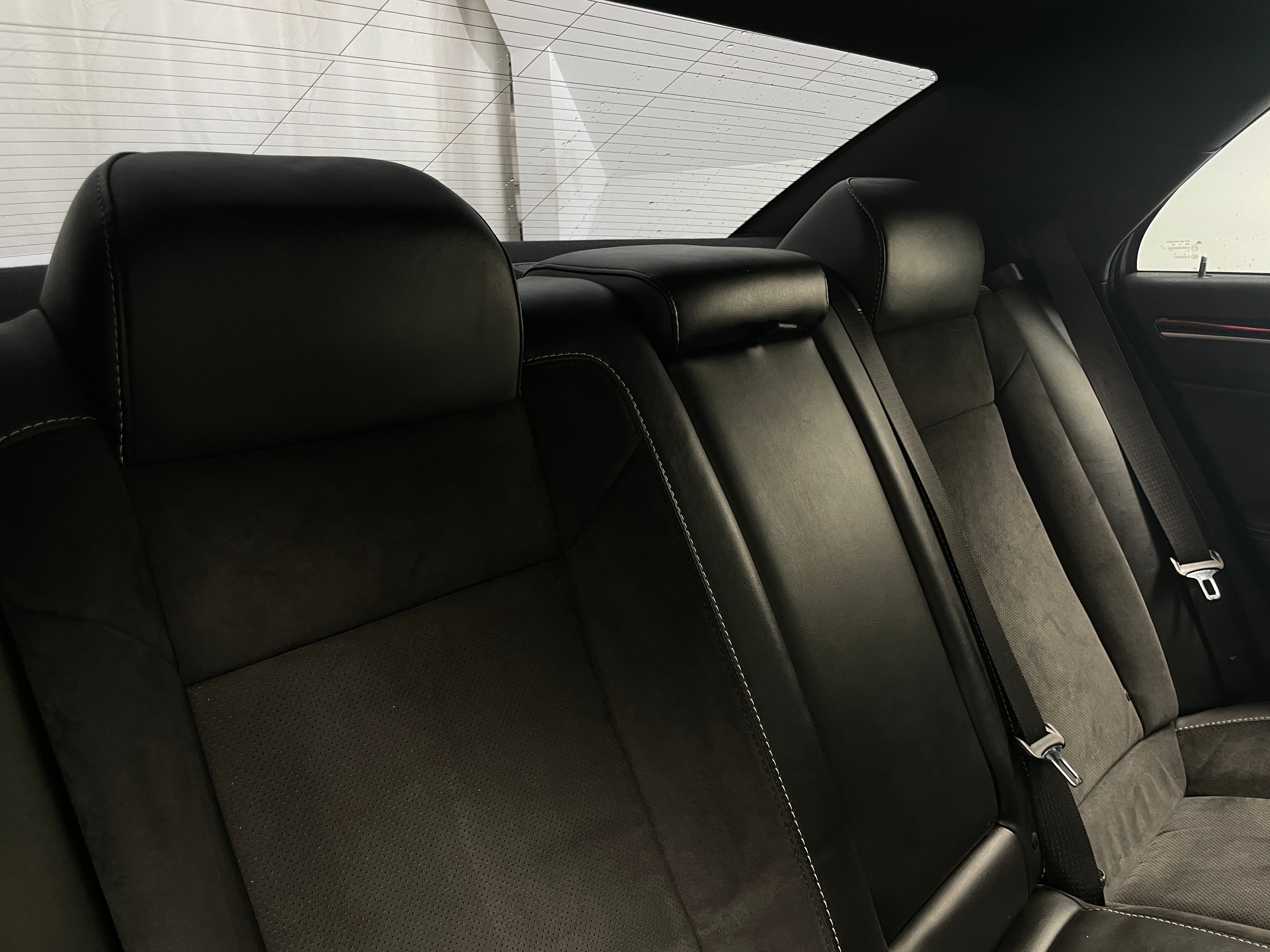 2020 Chrysler 300 S 5