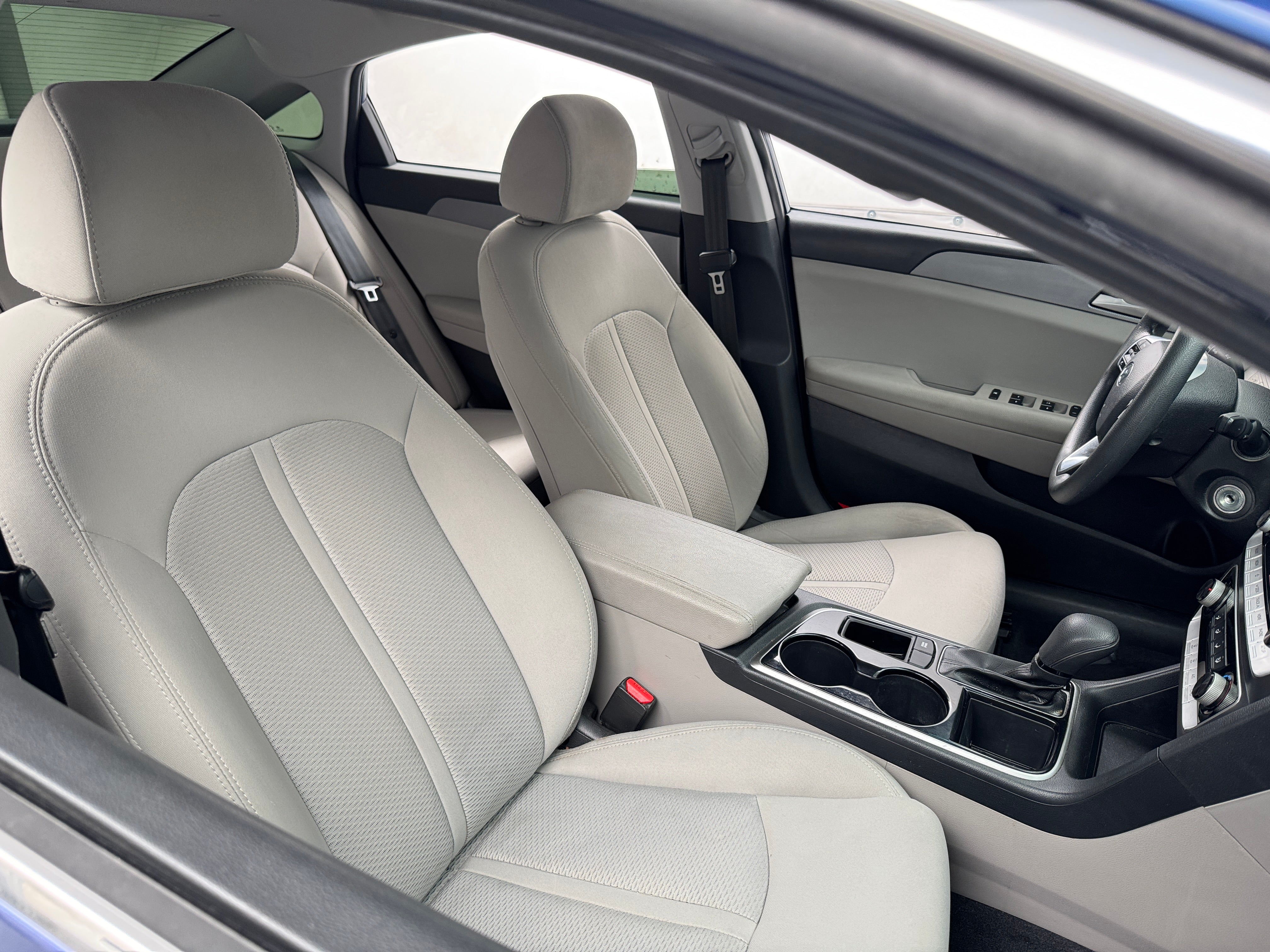 2019 Hyundai Sonata SE 2