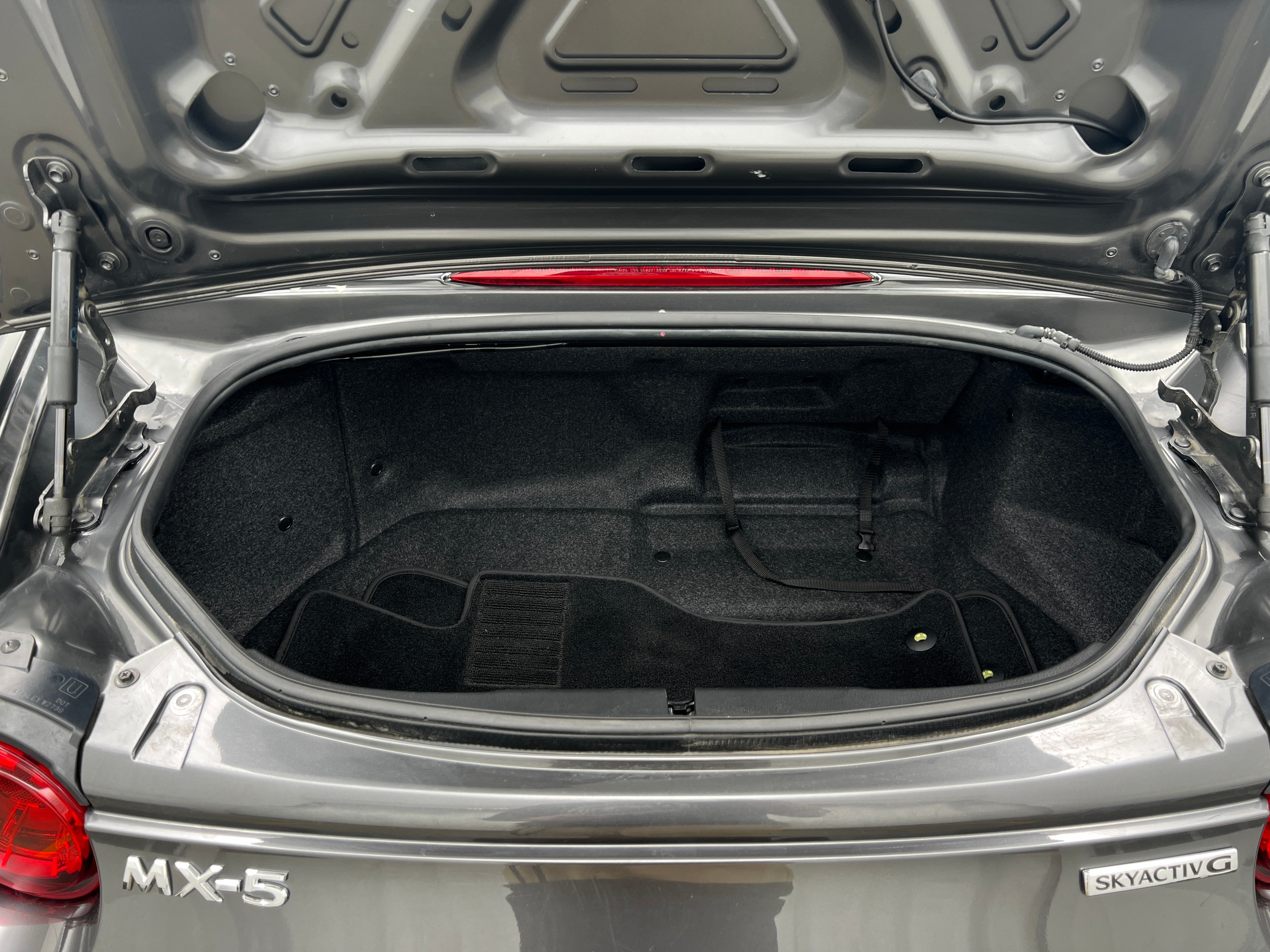 2022 Mazda MX-5 Miata Grand Touring 5