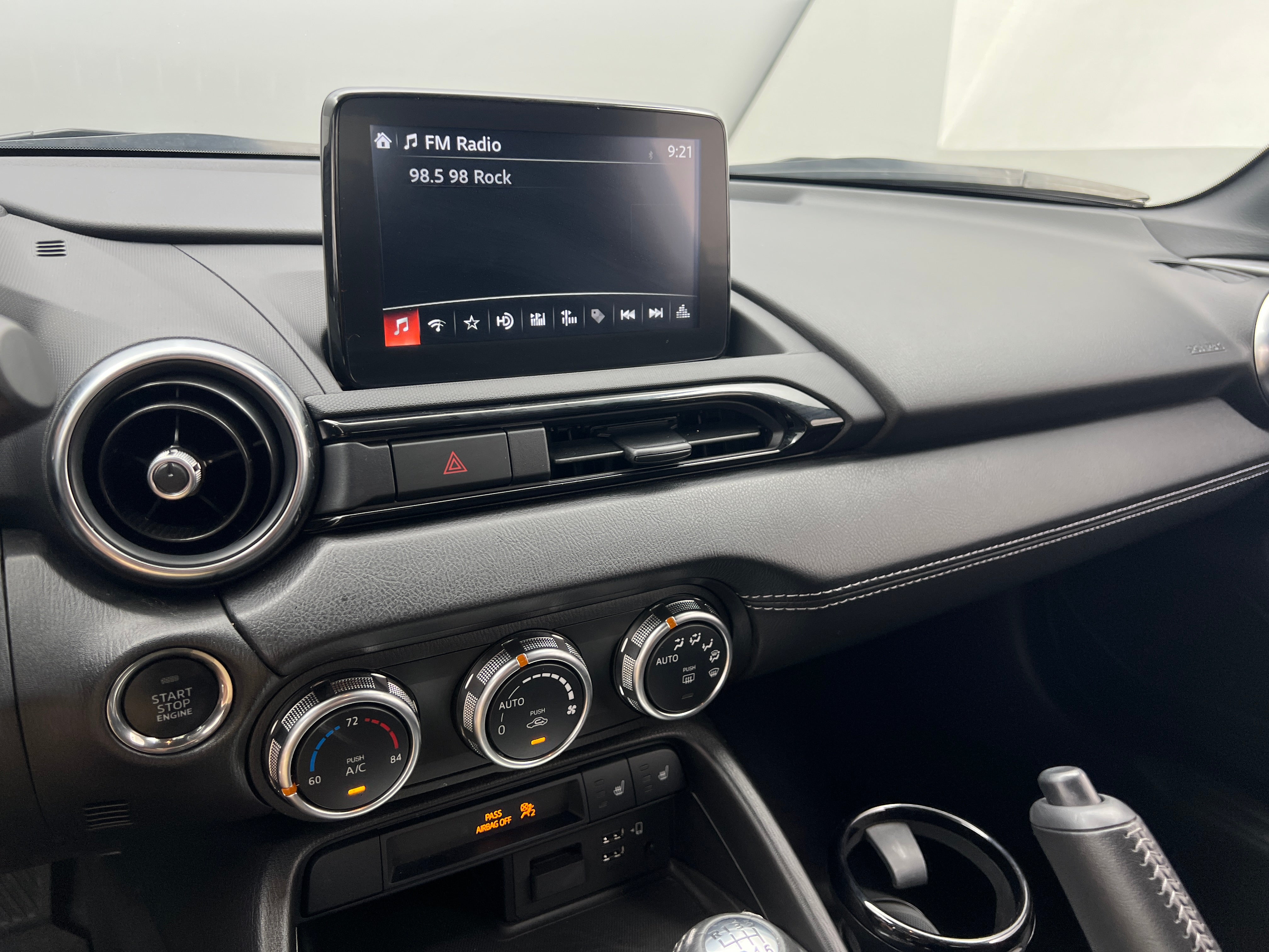2022 Mazda MX-5 Miata Grand Touring 3