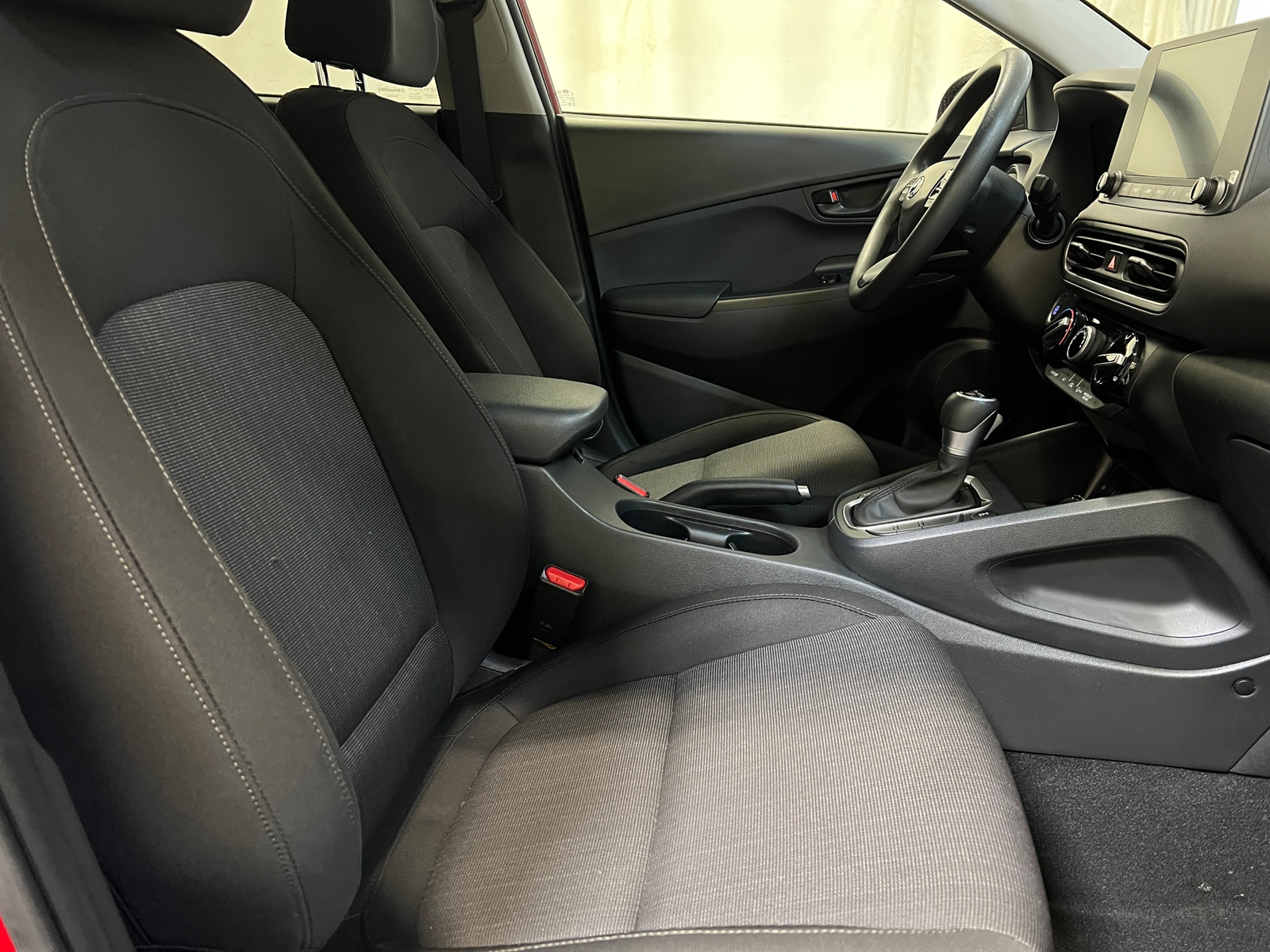 Thumbnail: 2022 Hyundai Kona - 2