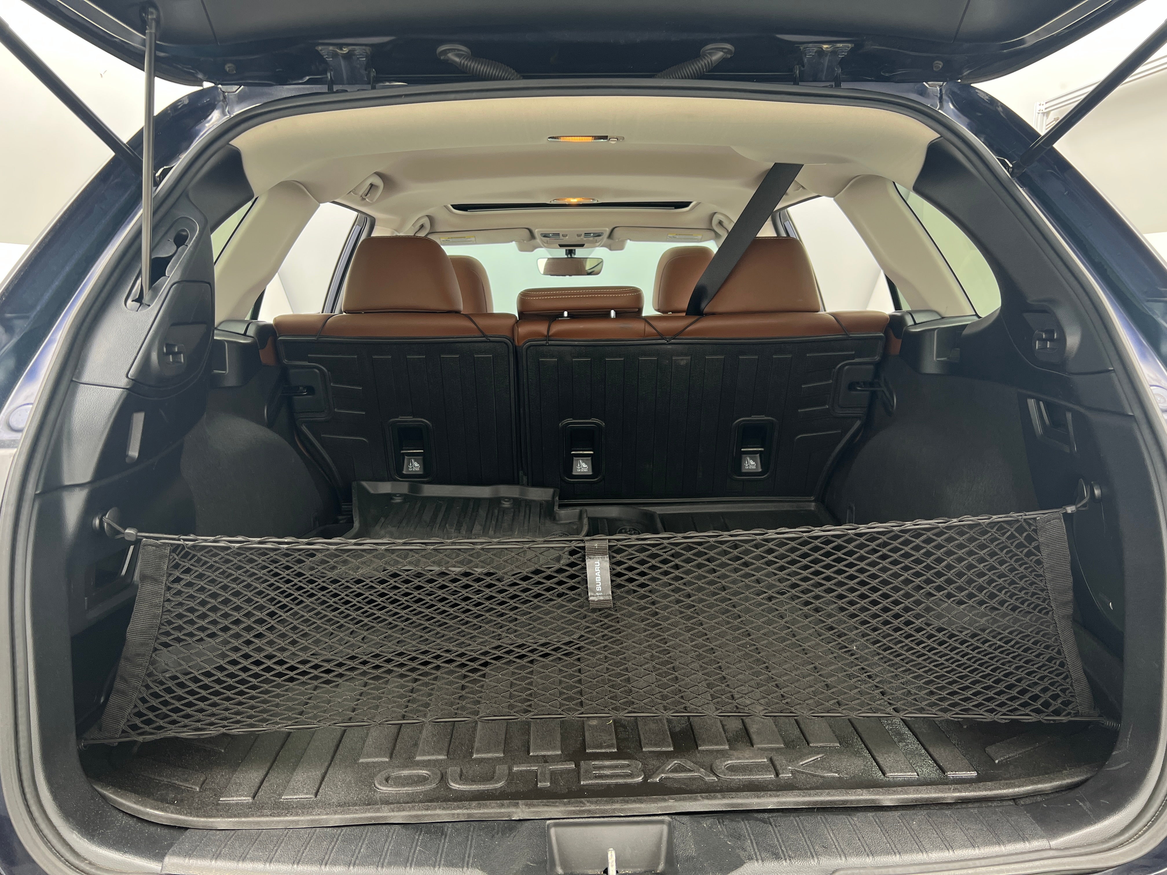 2018 Subaru Outback 3.6R Touring 6
