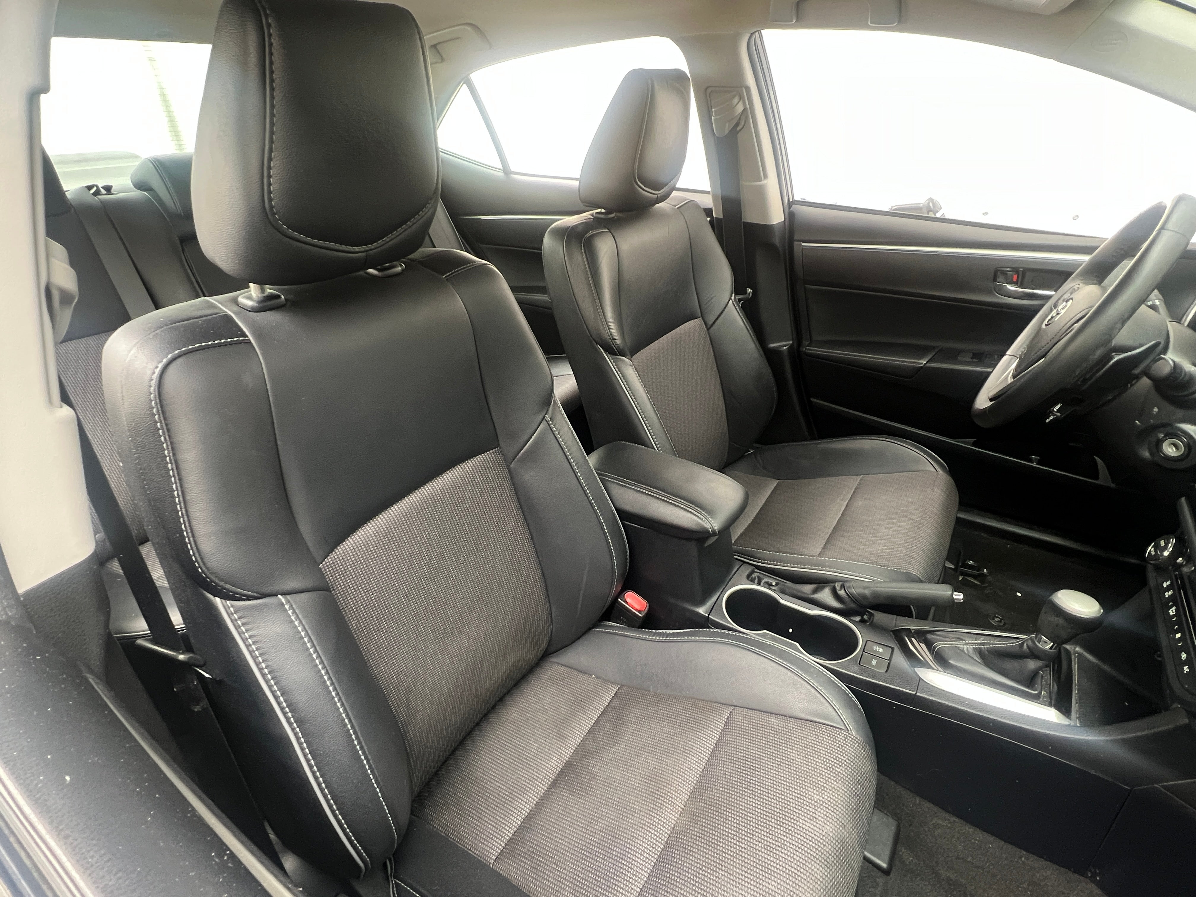 2016 Toyota Corolla S 2