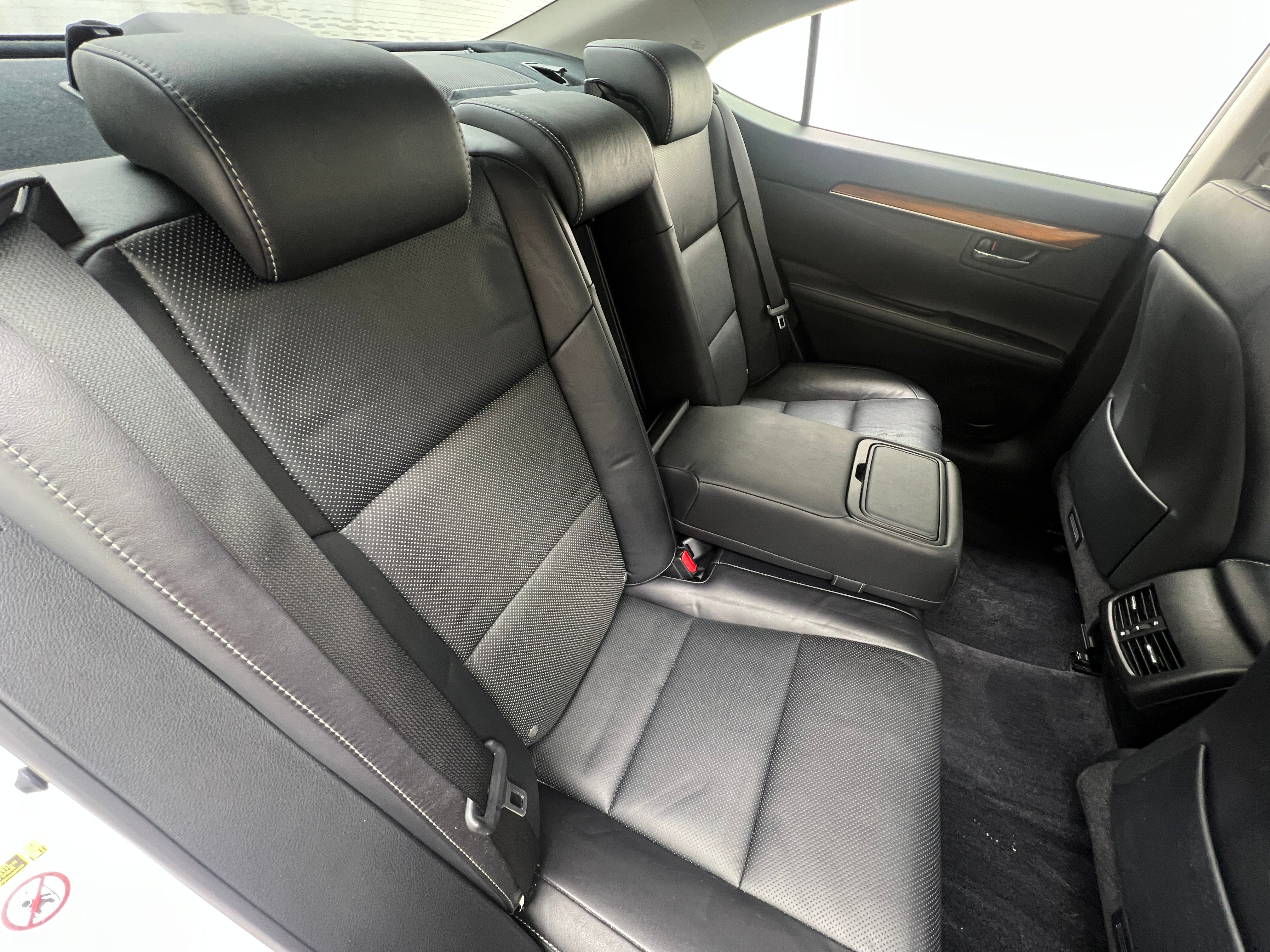 2015 Lexus ES Hybrid 300h 5