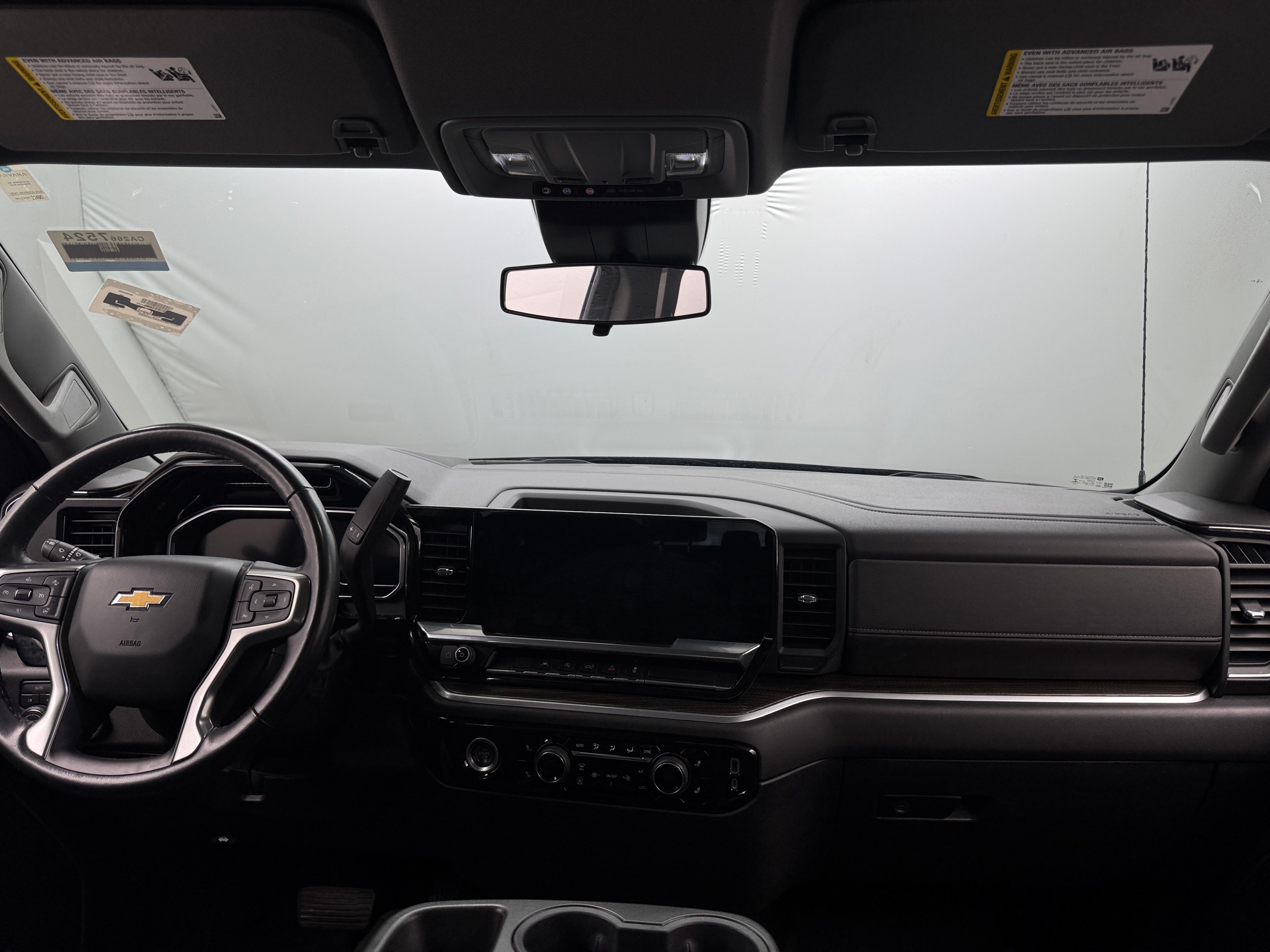 2022 Chevrolet Silverado 1500 LT 3