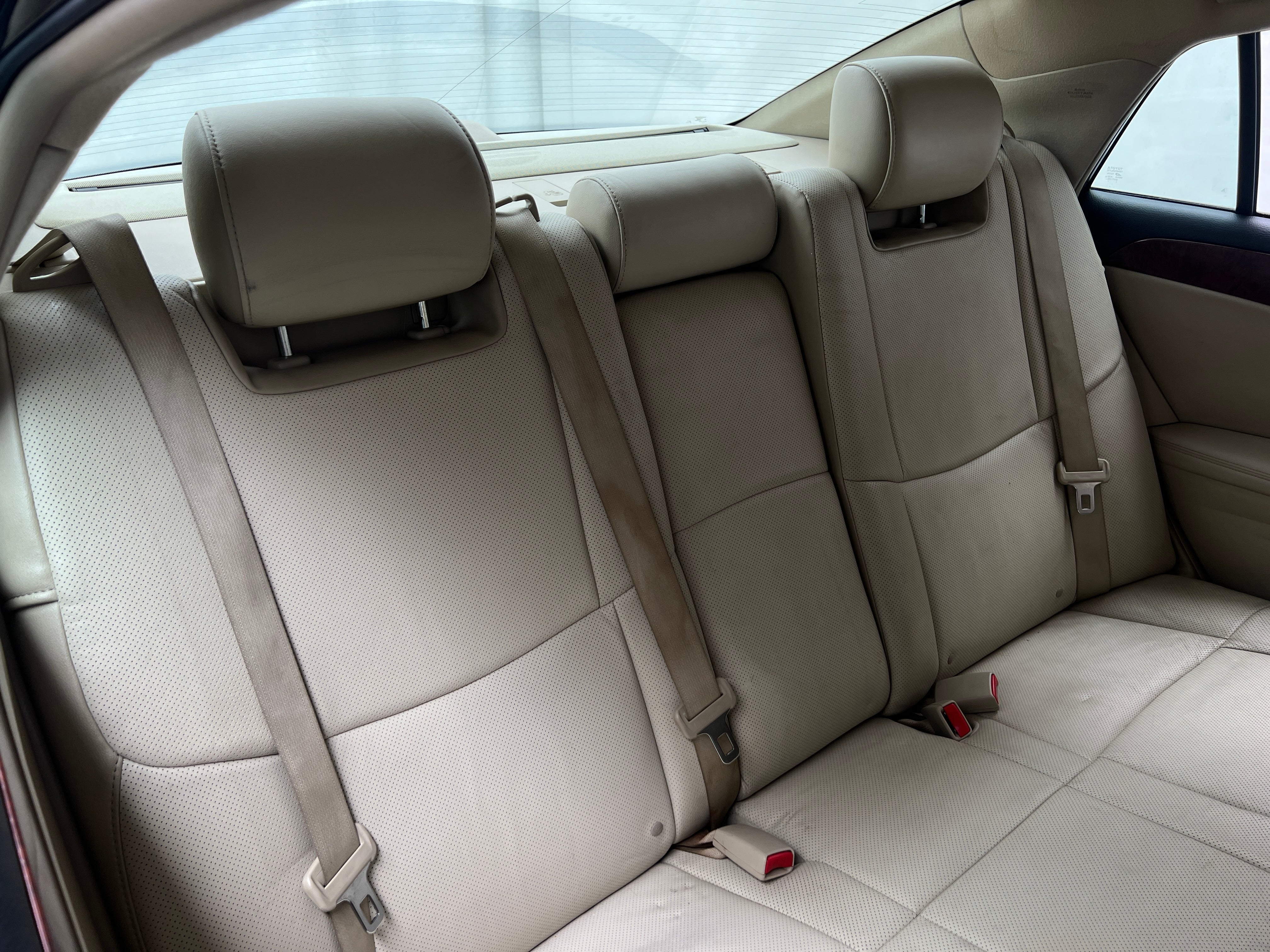 2011 Toyota Avalon Limited 5