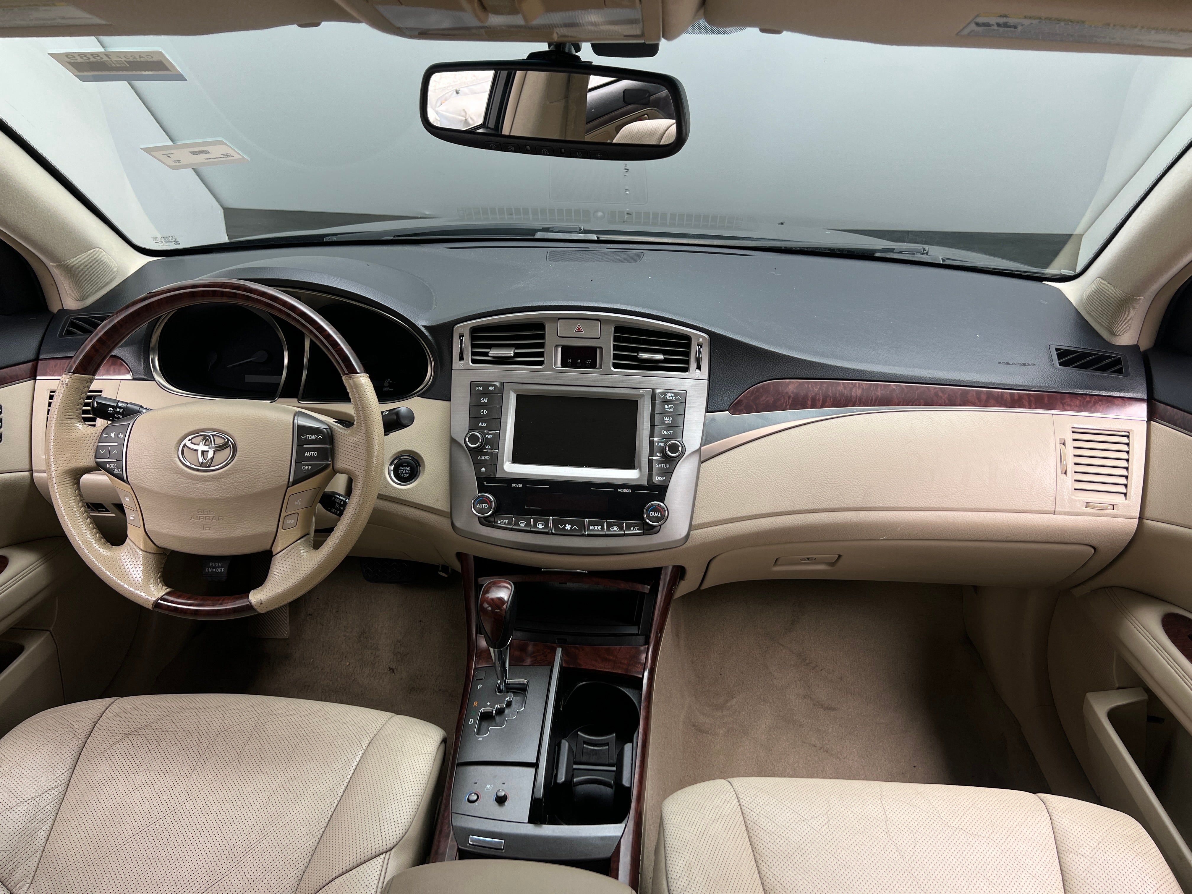 2011 Toyota Avalon Limited 2